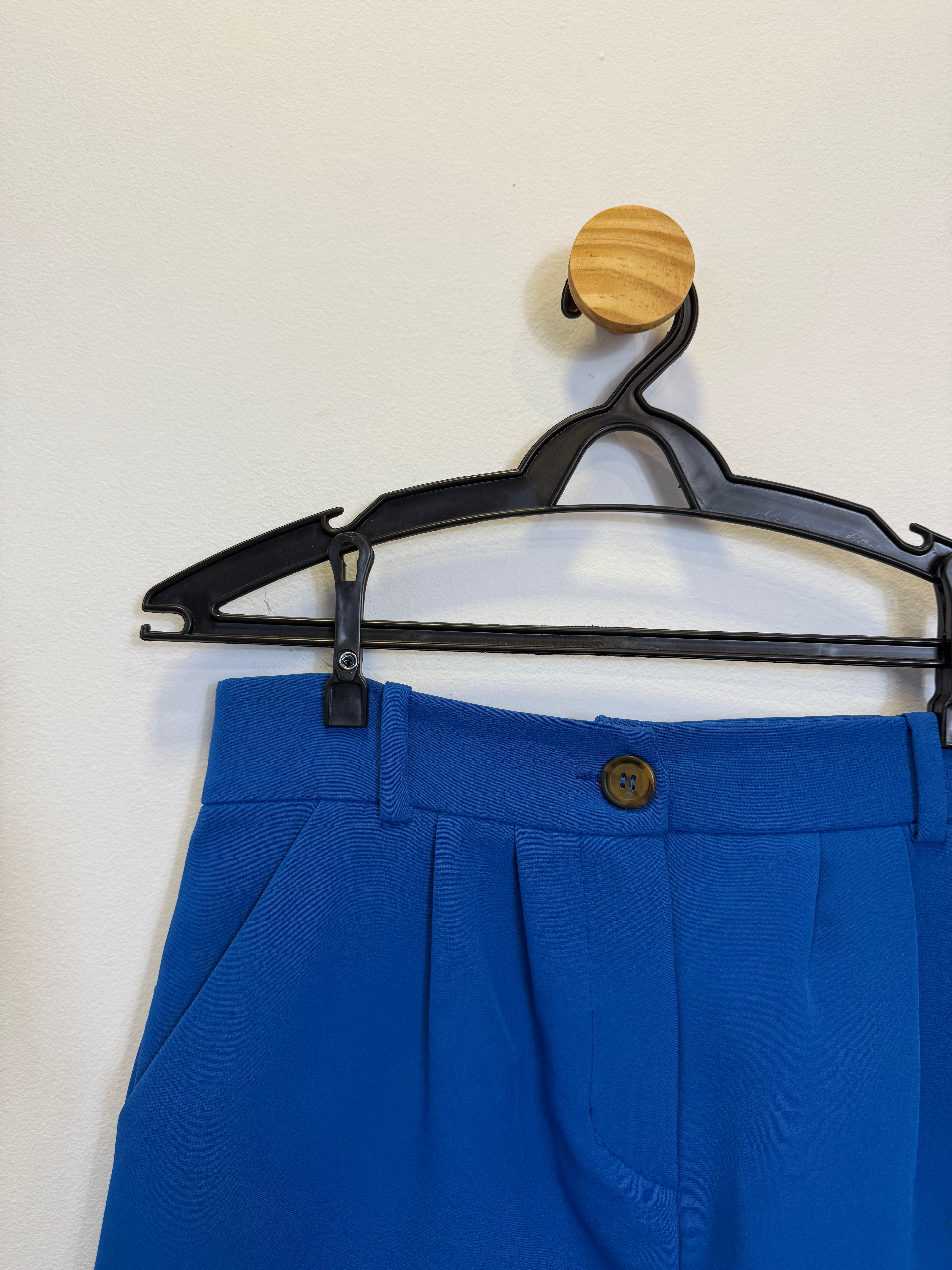 Short Alfaiataria Azul Royal