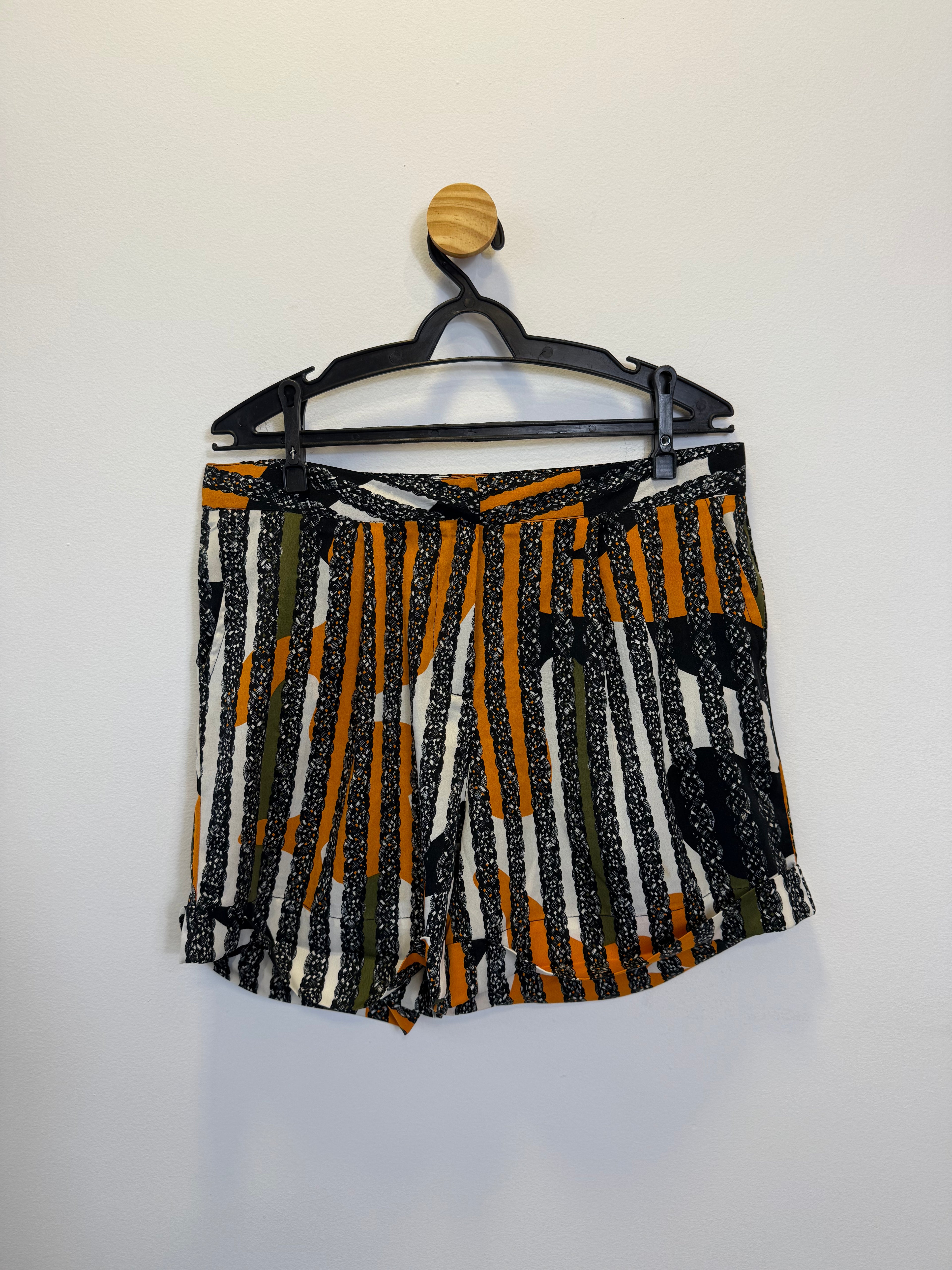 Short Fluido Estampado