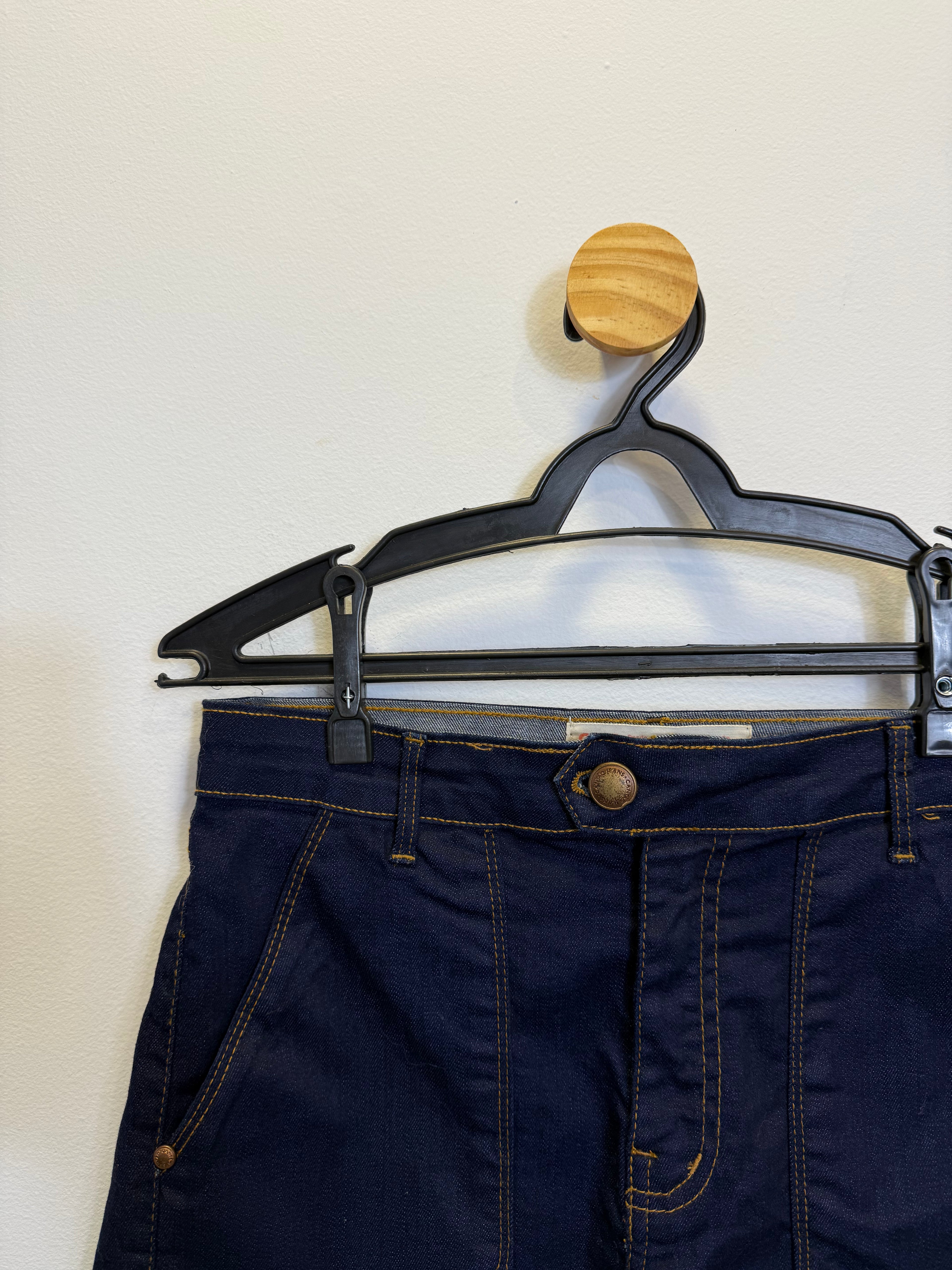 Short Mom Jeans Escuro