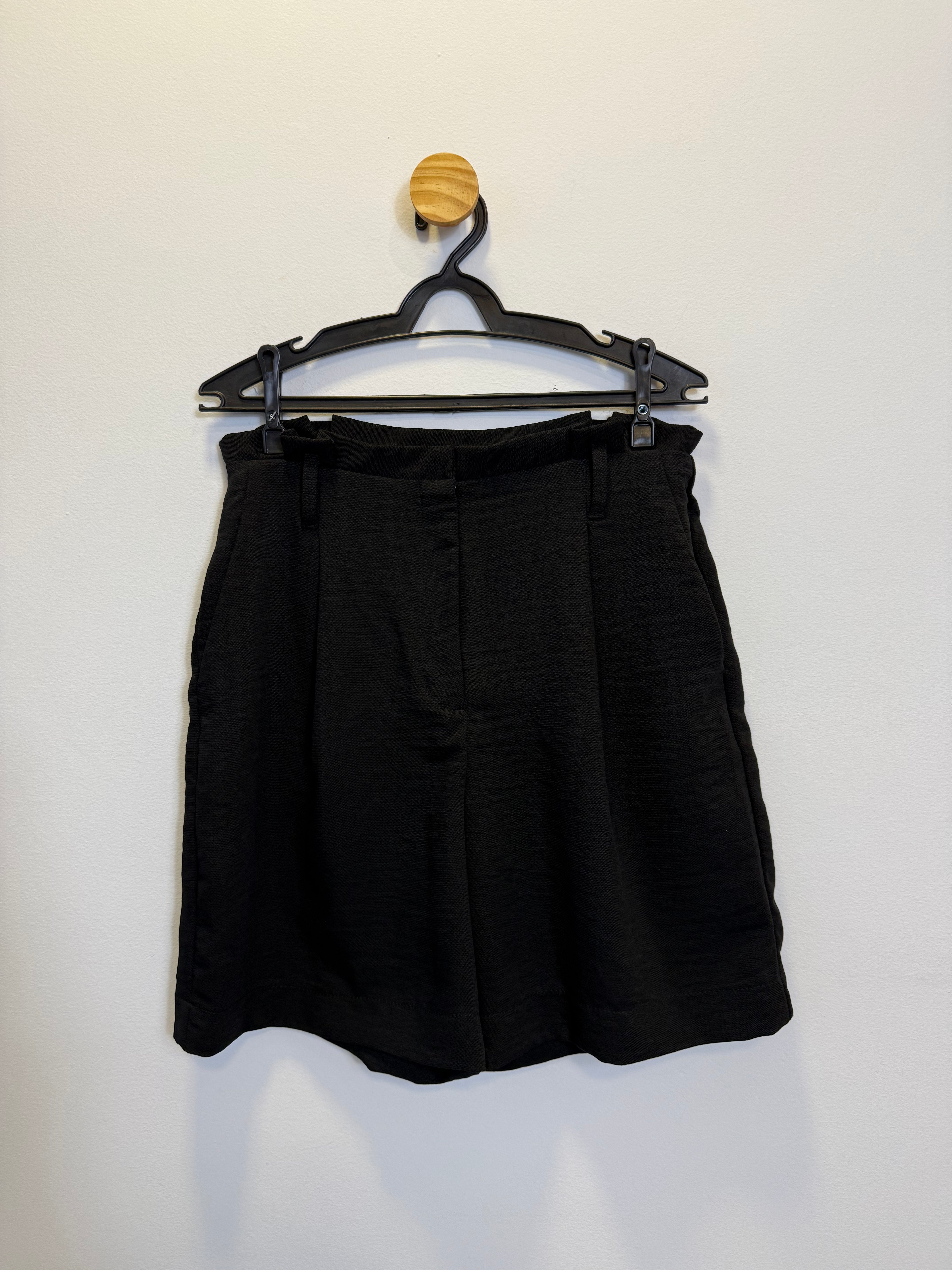 Short Alfaiataria Preto