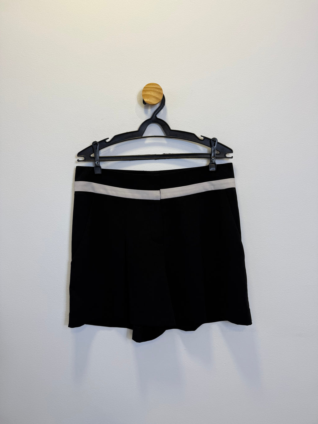 Short Preto Listras Brancas