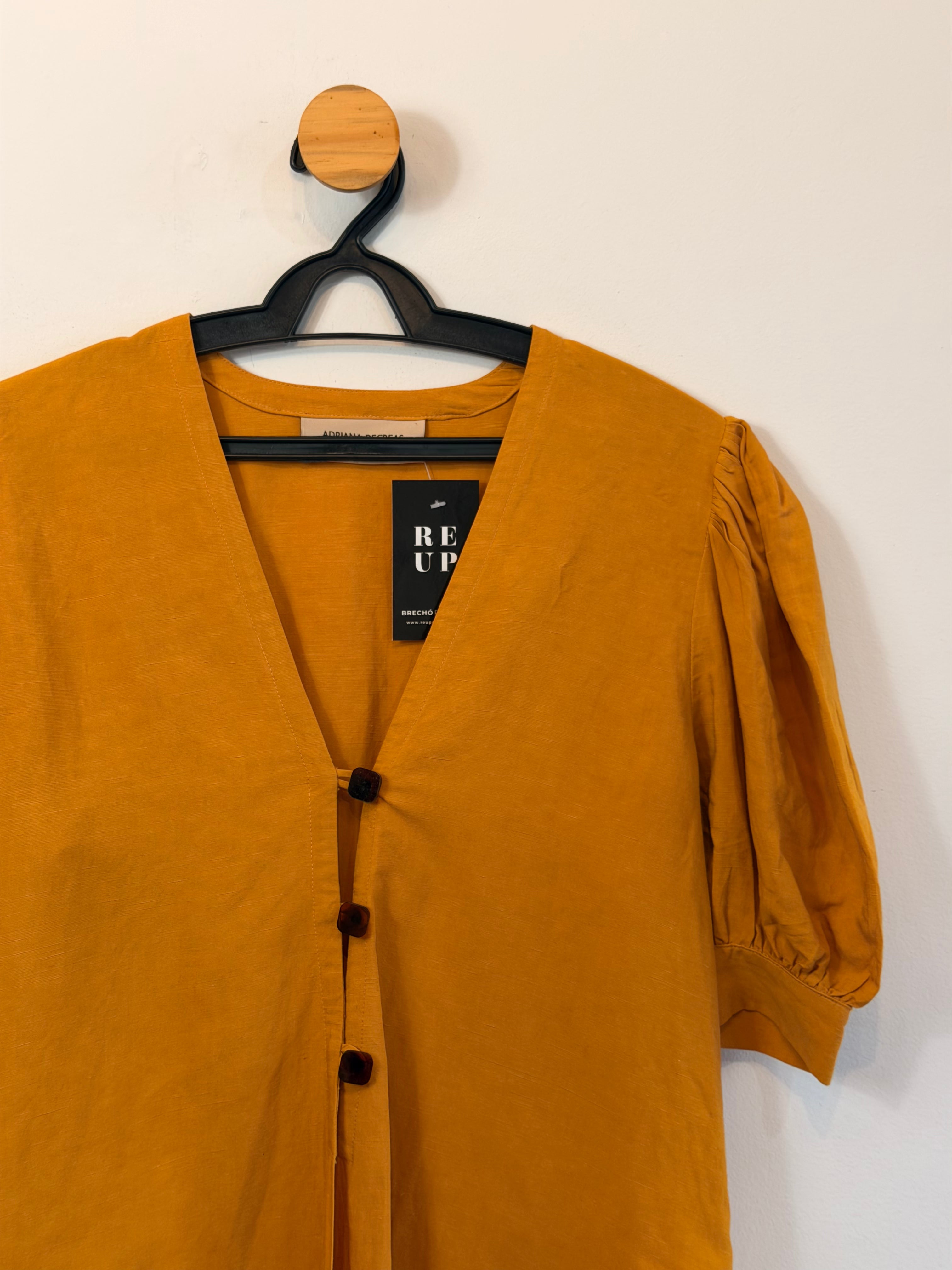 Blusa Caramelo Adriana Degreas