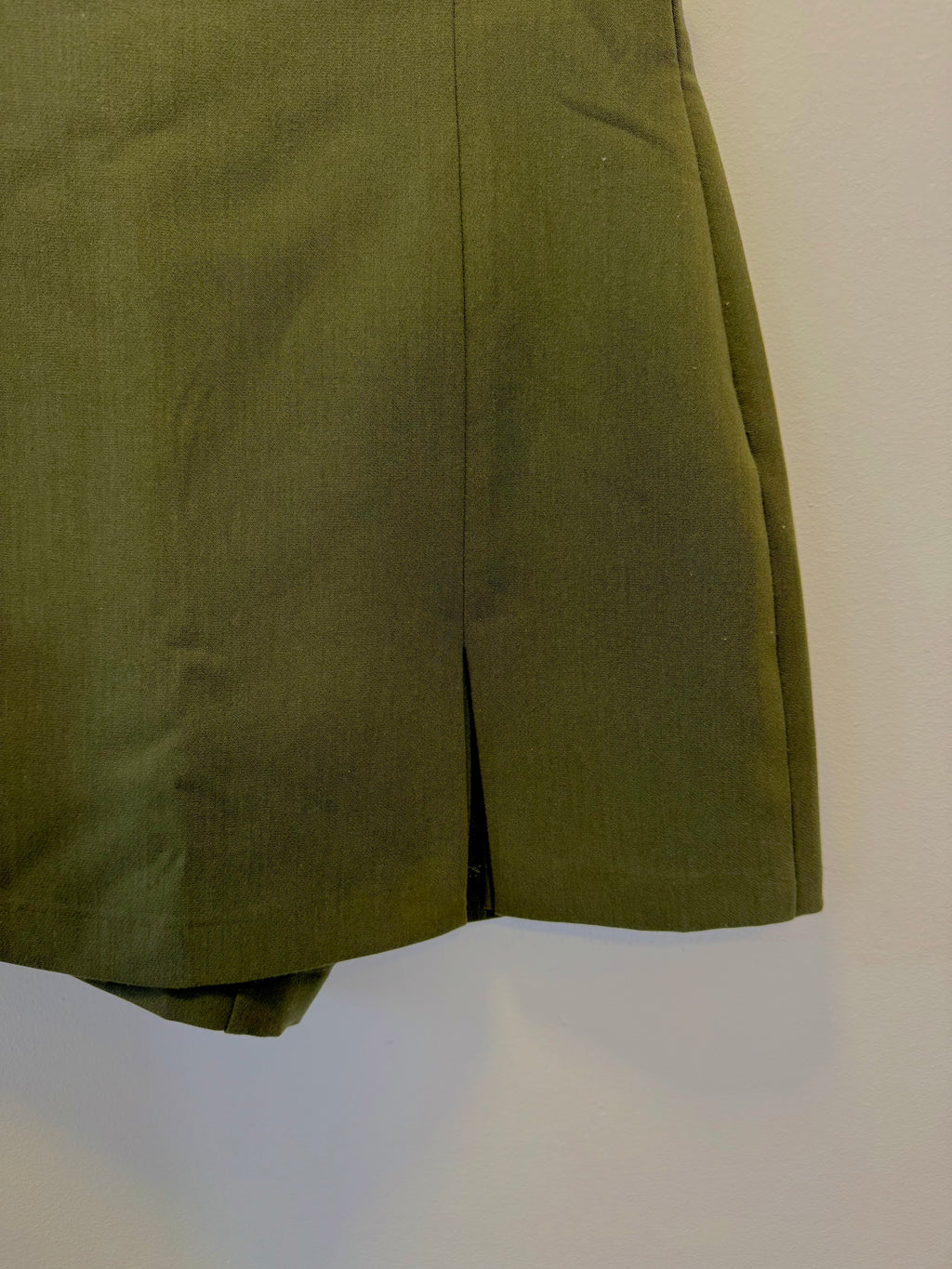 Short Saia Verde Musgo