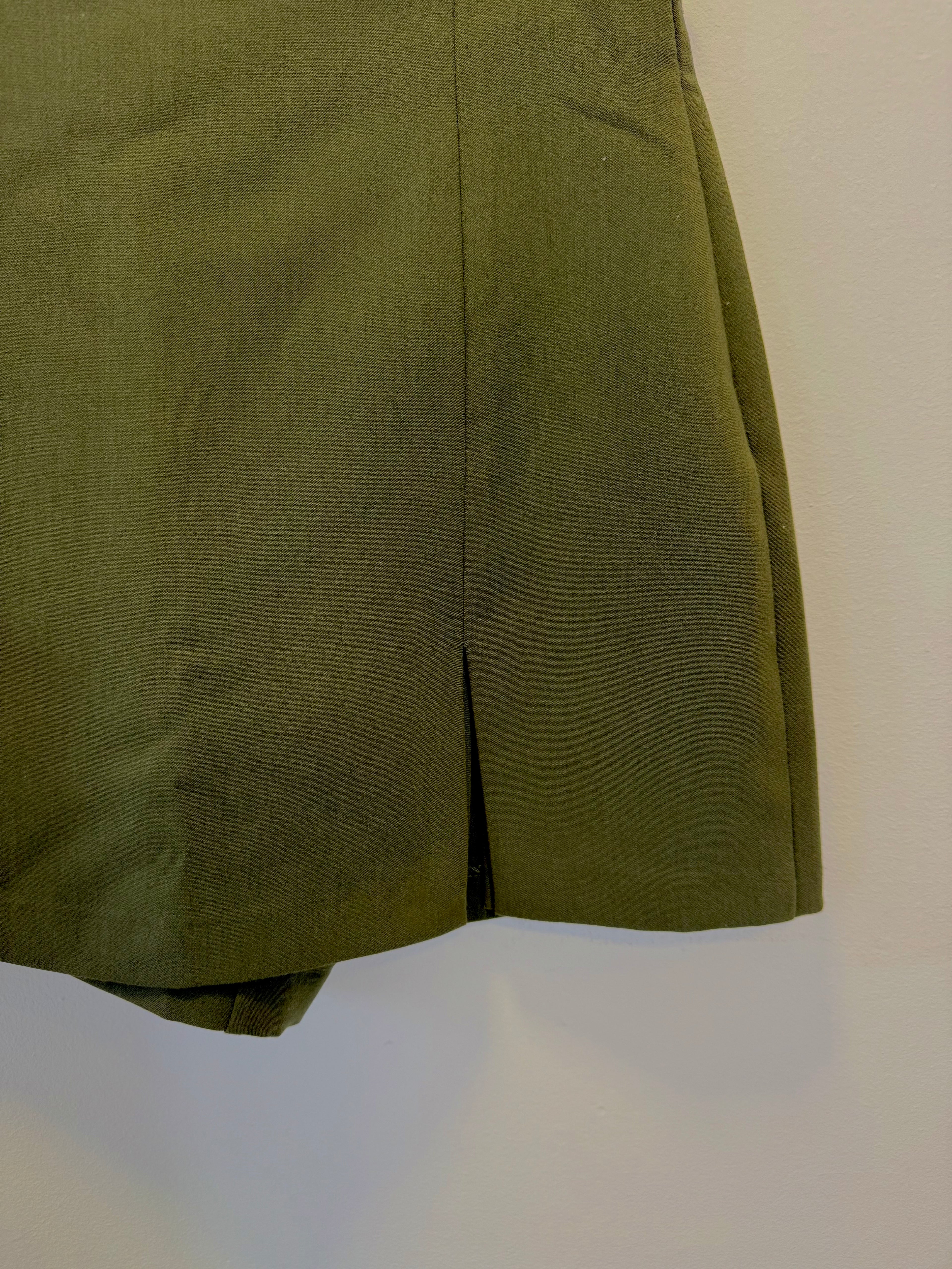 Short Saia Verde Musgo