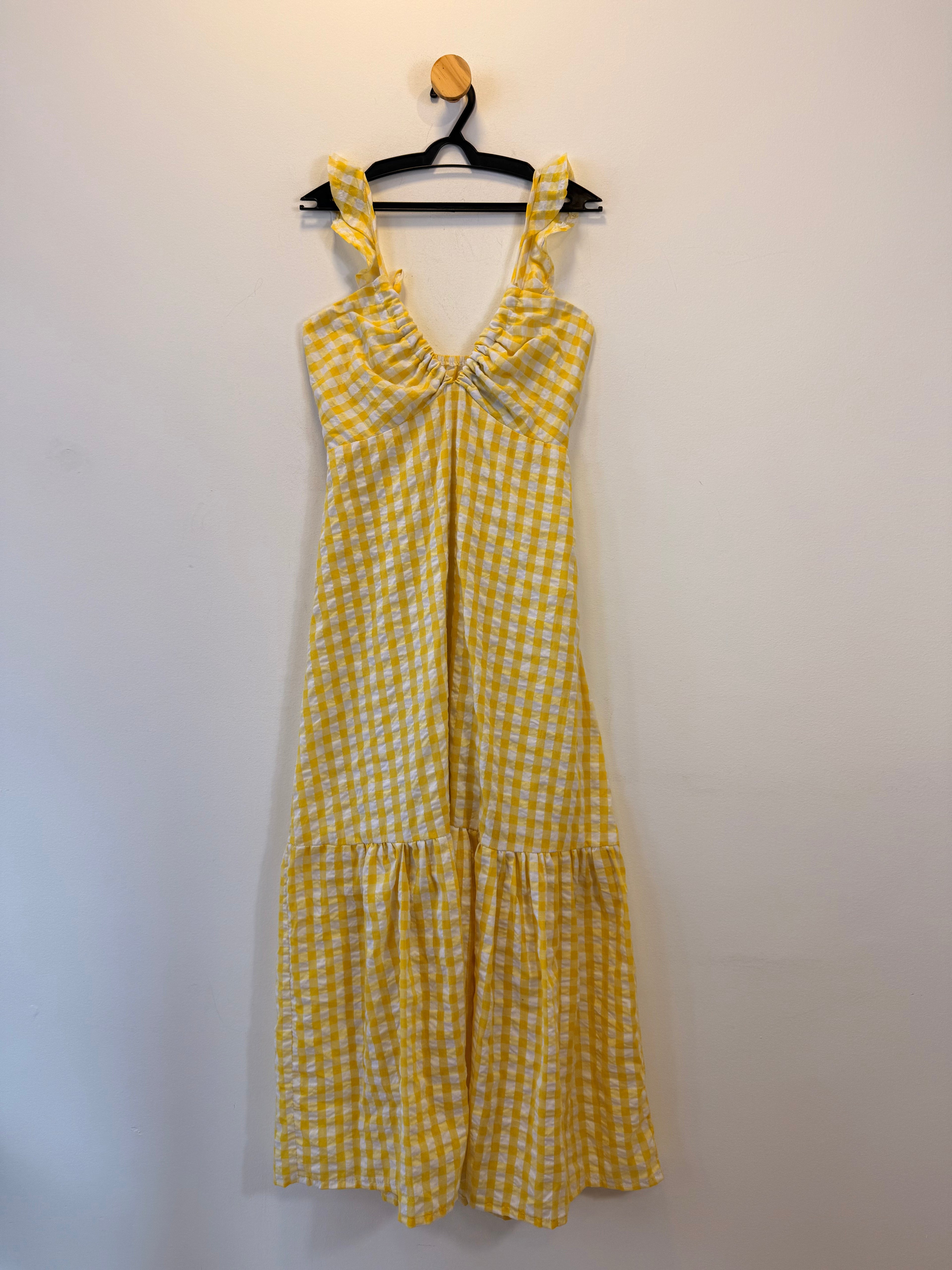 Vestido Amarelo com Estampa Xadrez