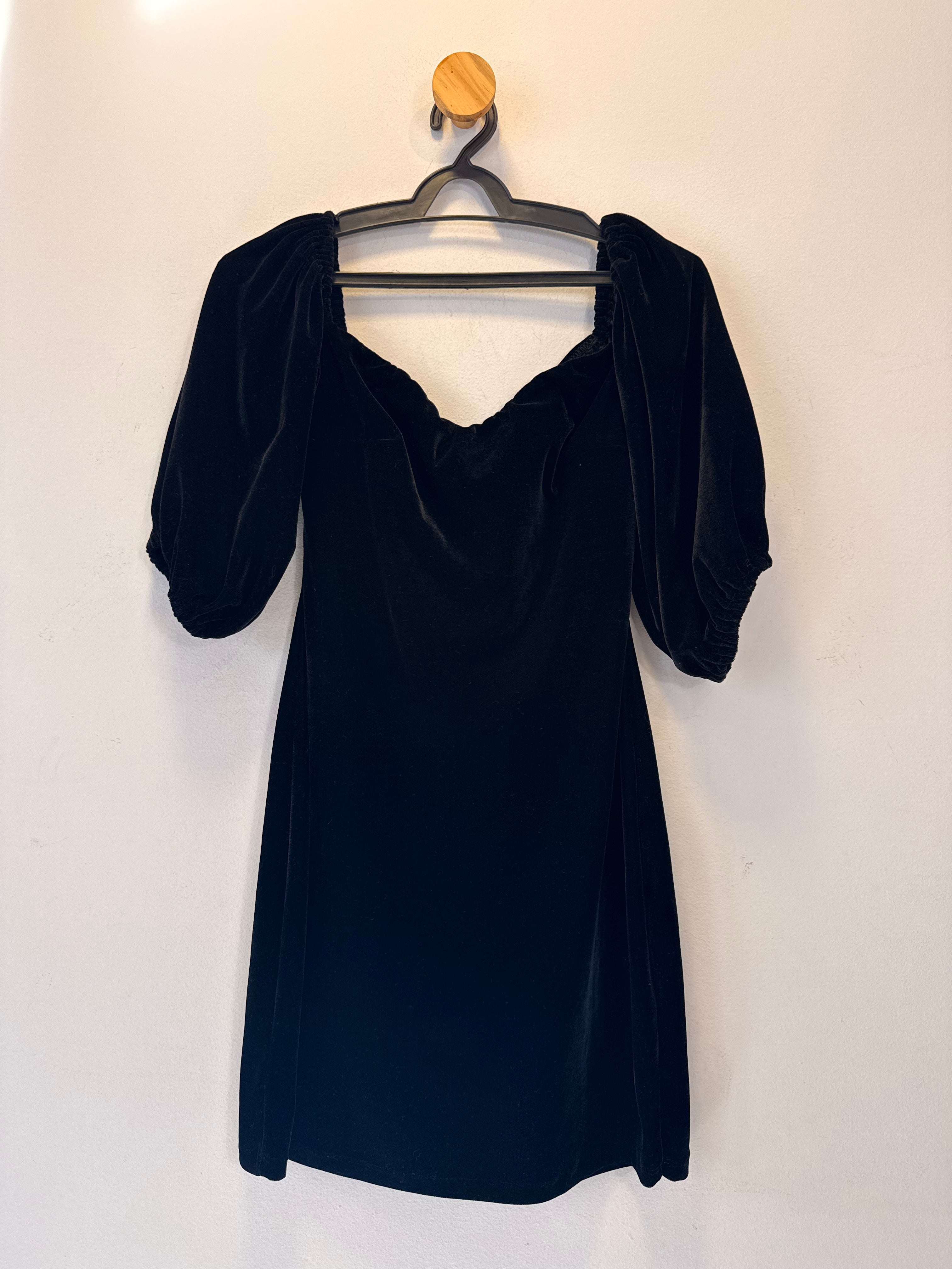 Vestido Preto Lez a Lez