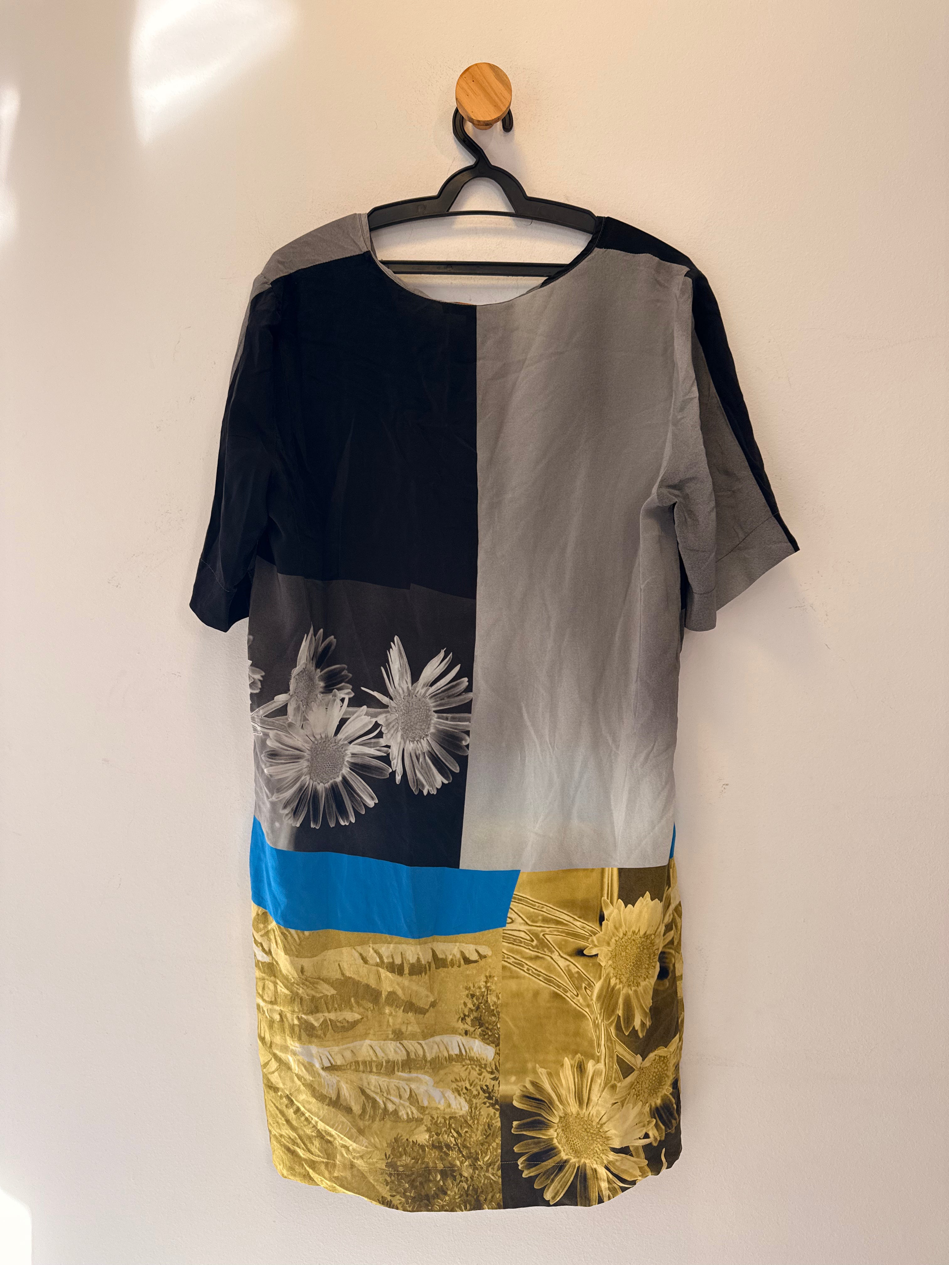 Vestido em Seda Animale