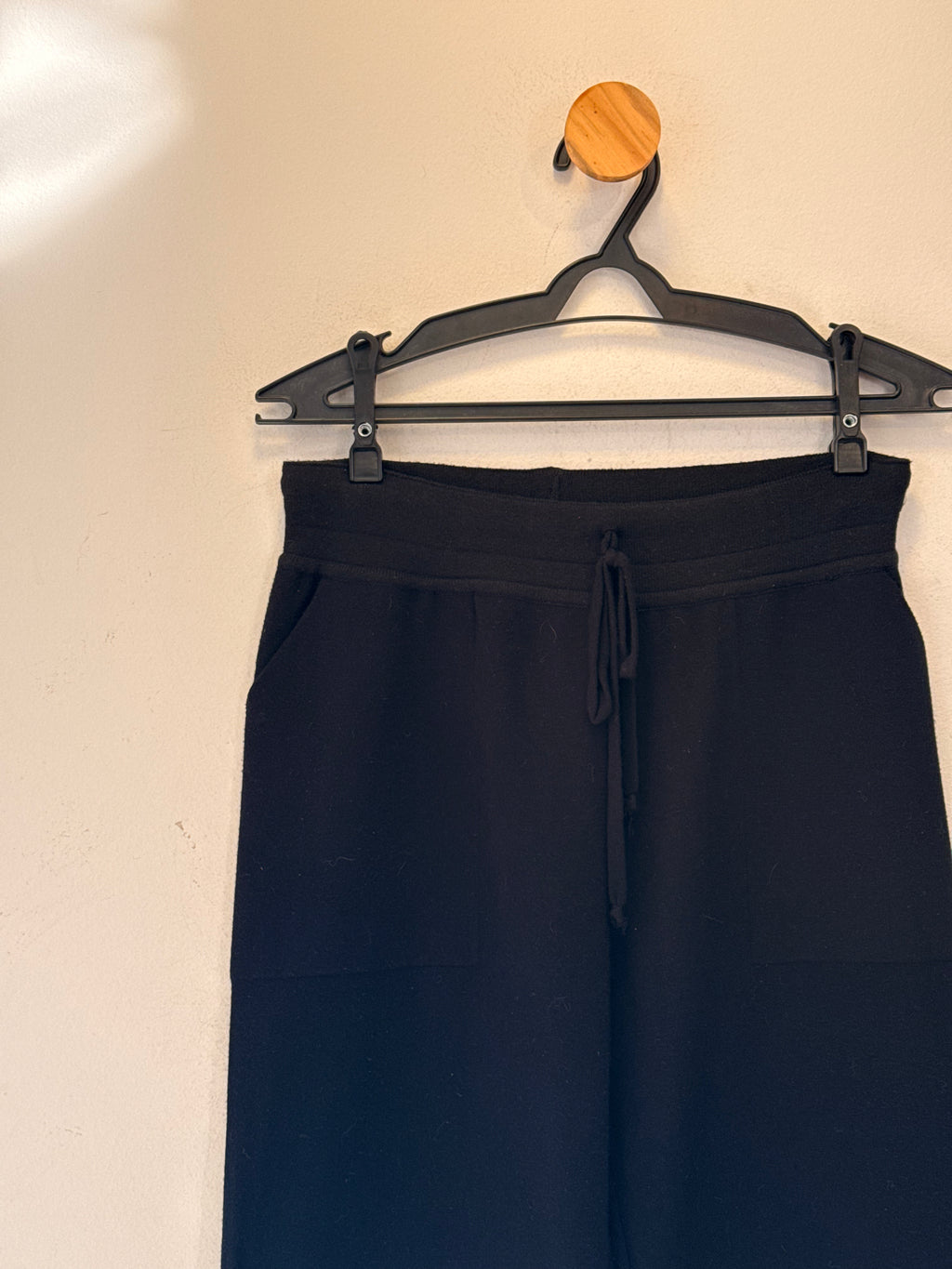 Calça Preta em Malha Max Maria
