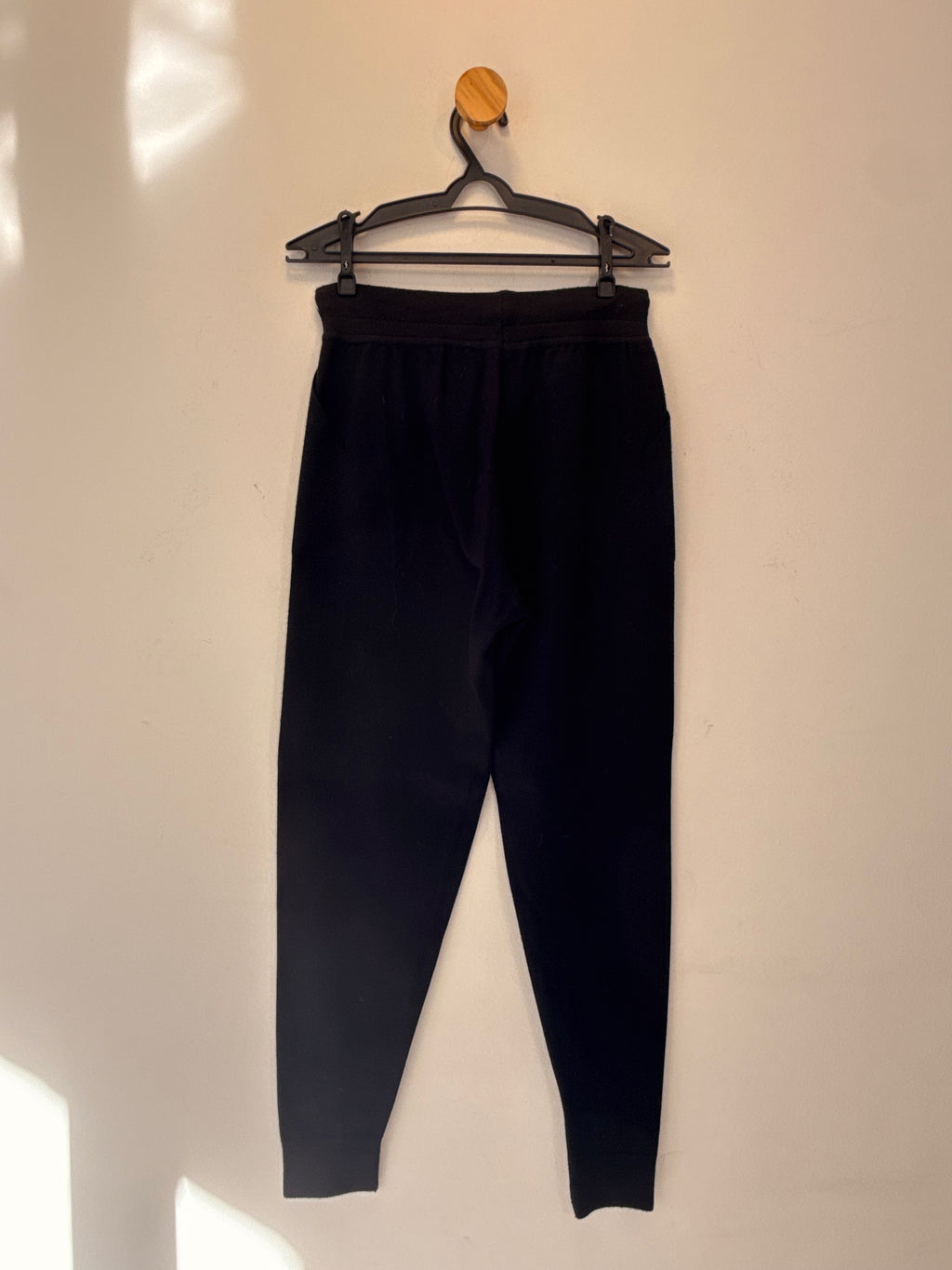 Calça Preta em Malha Max Maria