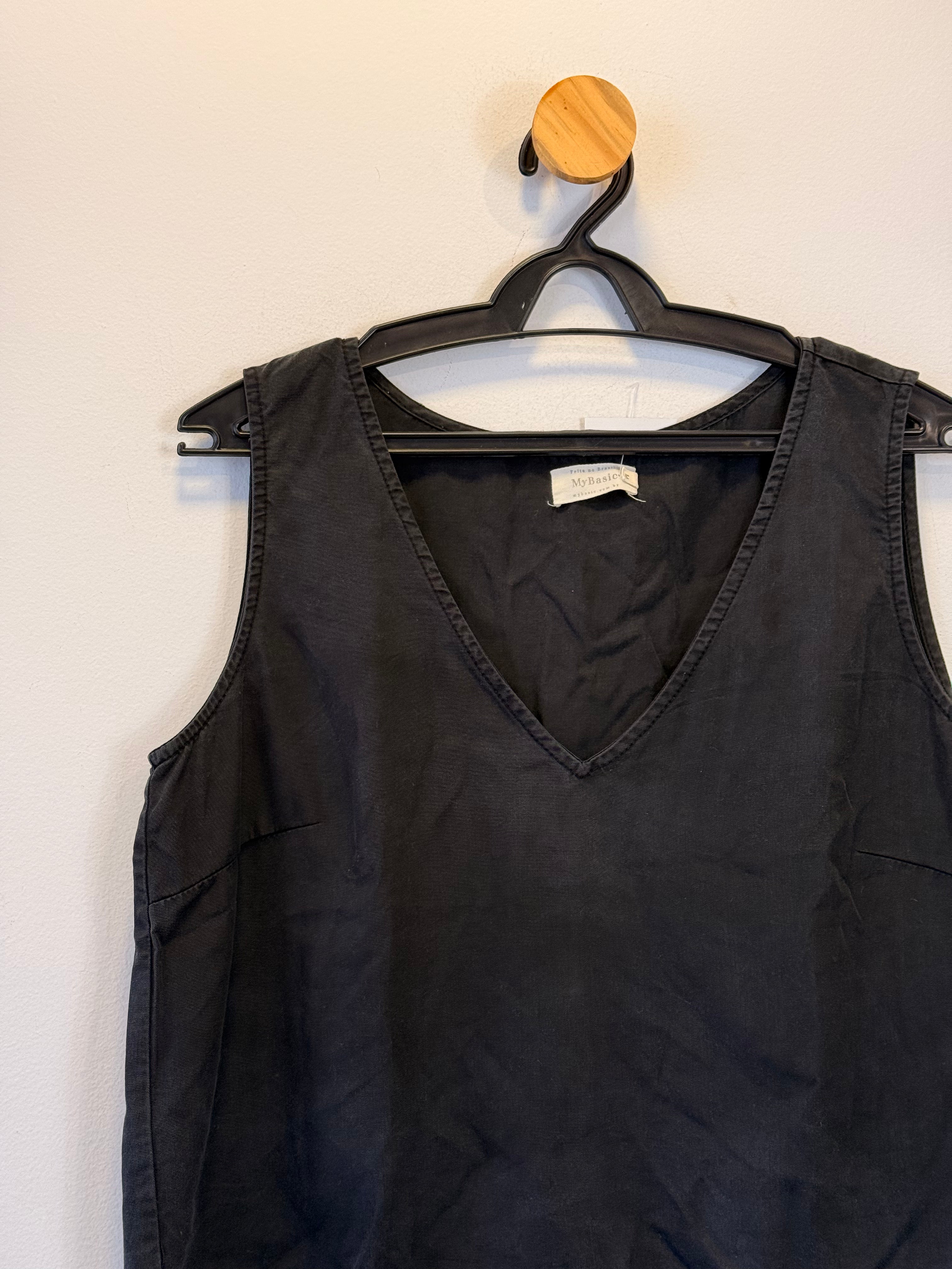 Blusa Cropped Preta MYBASIC