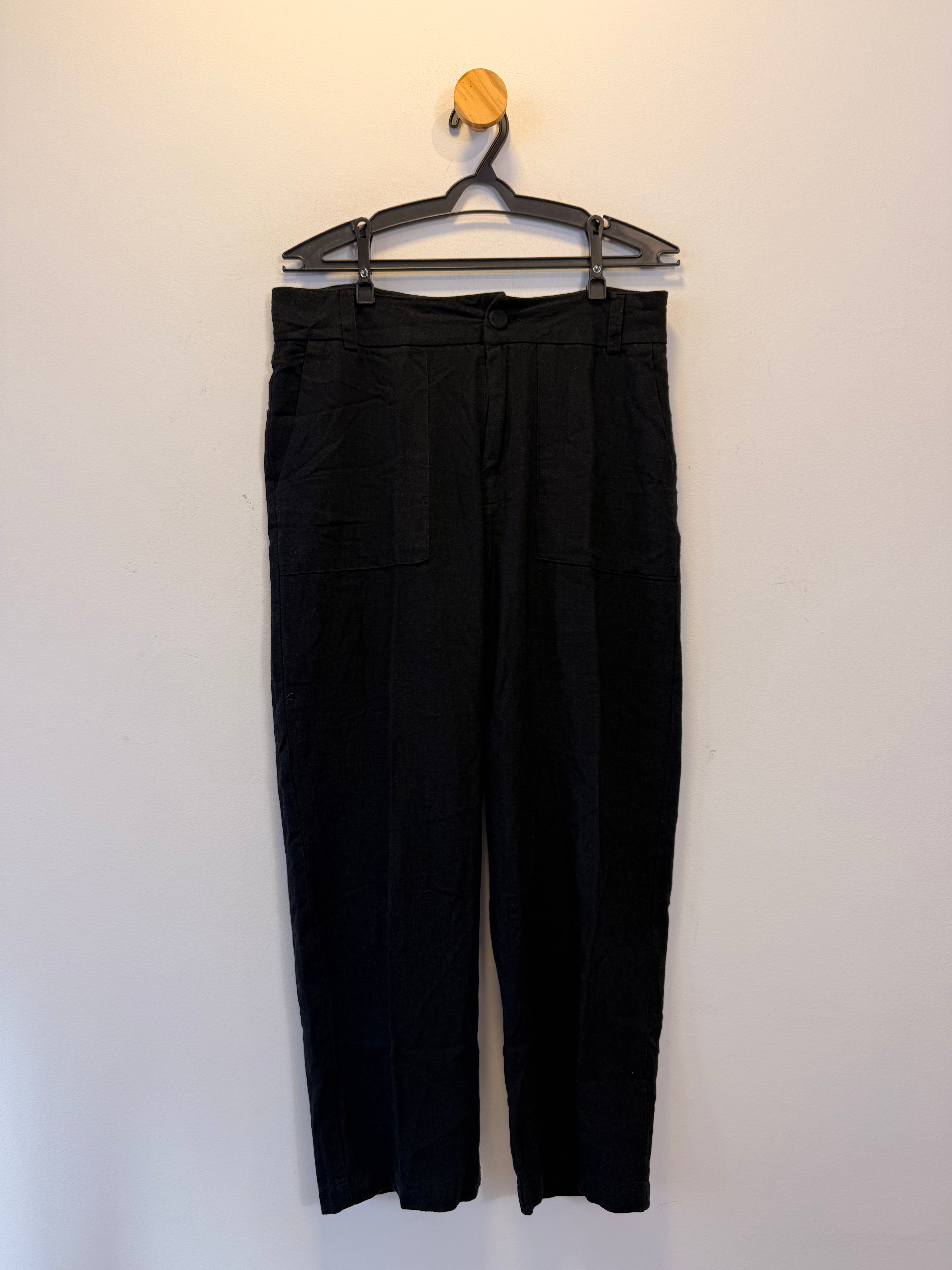 Calça Preta Plural
