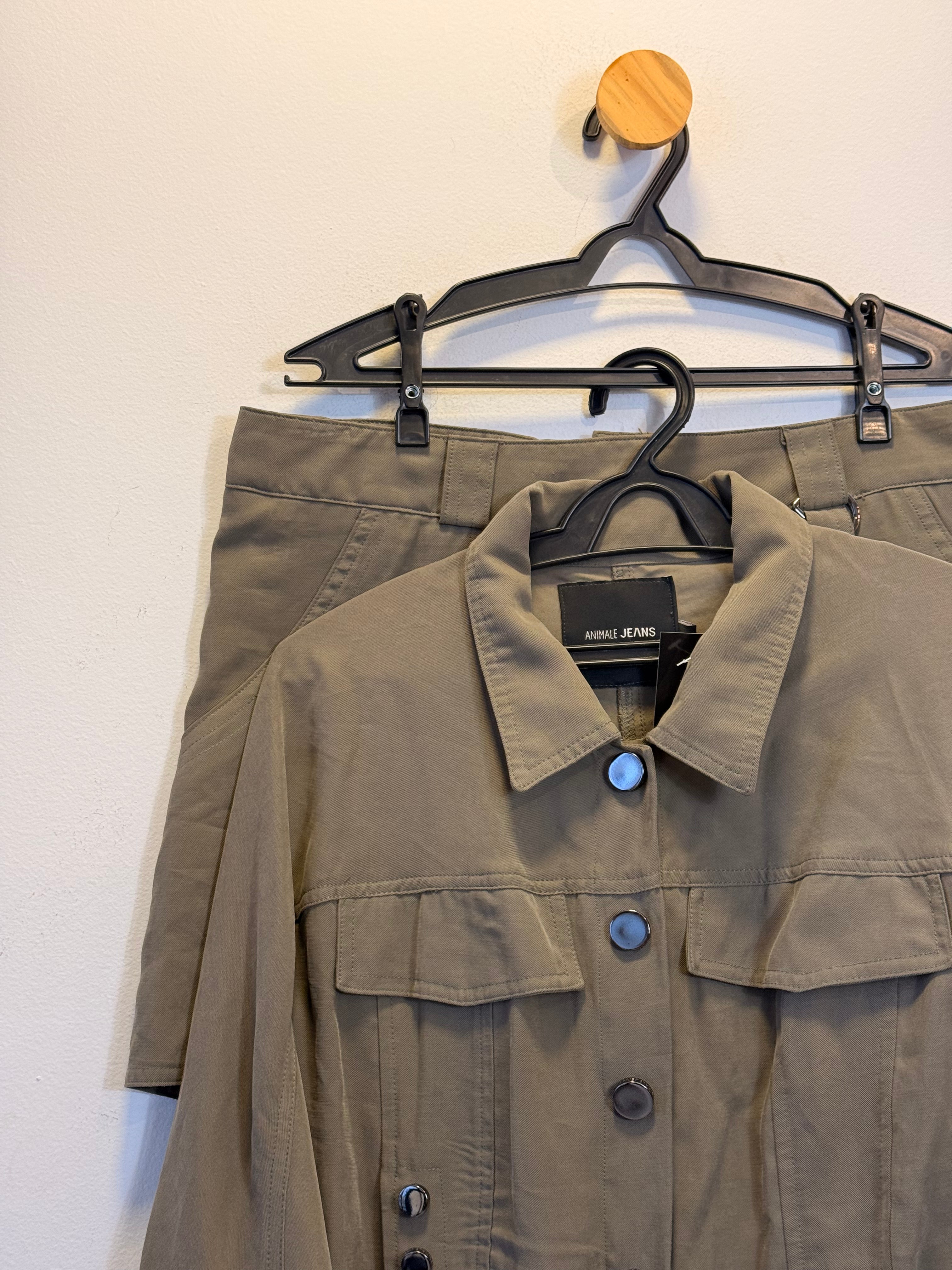 Conjunto Verde Militar Animale
