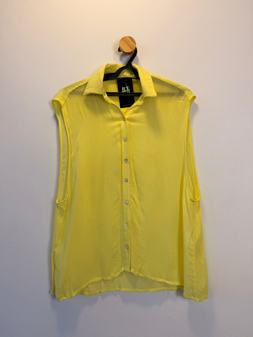Camisa Amarela Farm