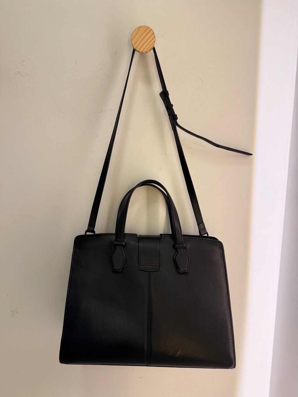 Bolsa Preta Schutz