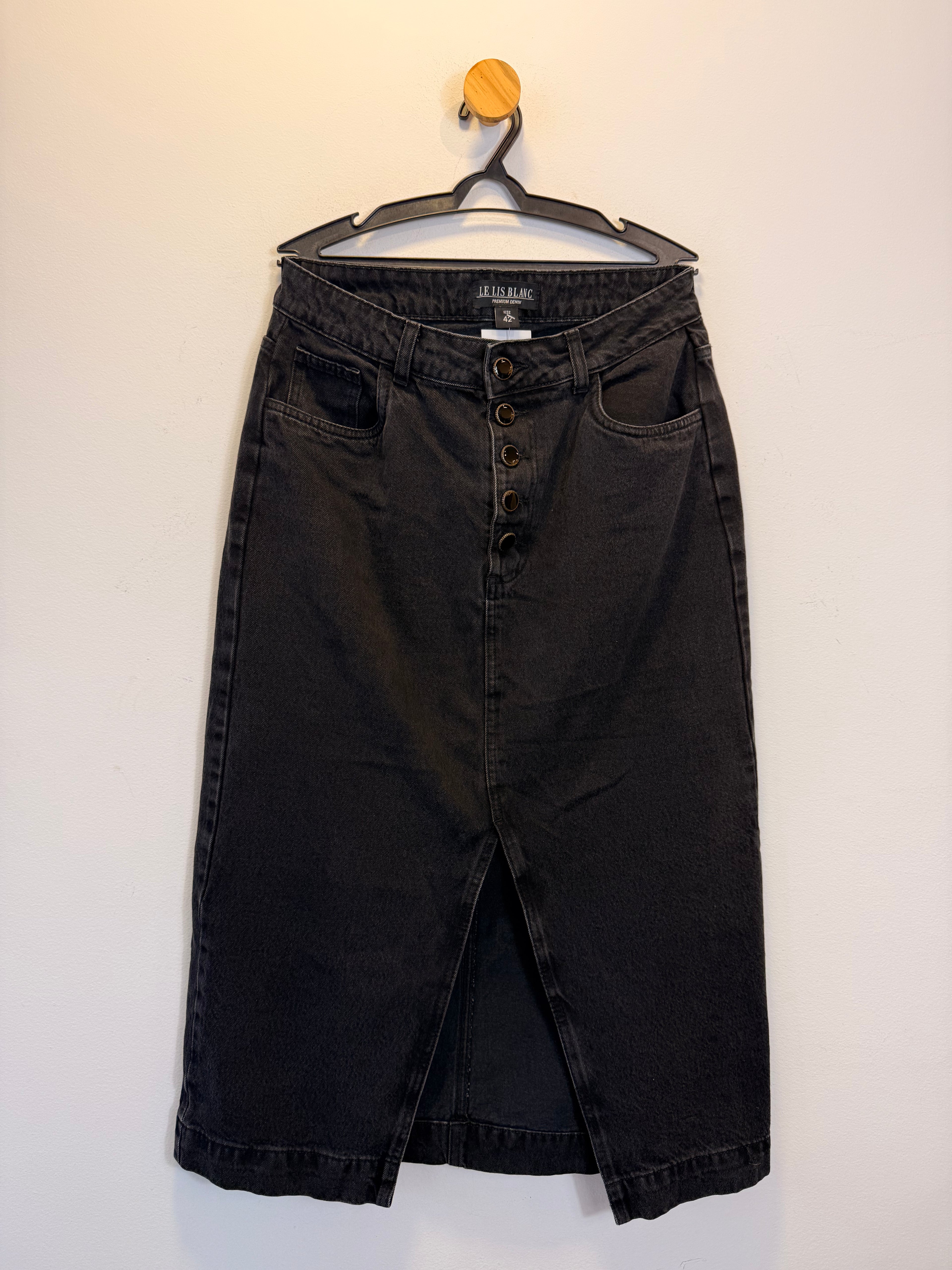 Saia Jeans Preta Le Lis Blanc