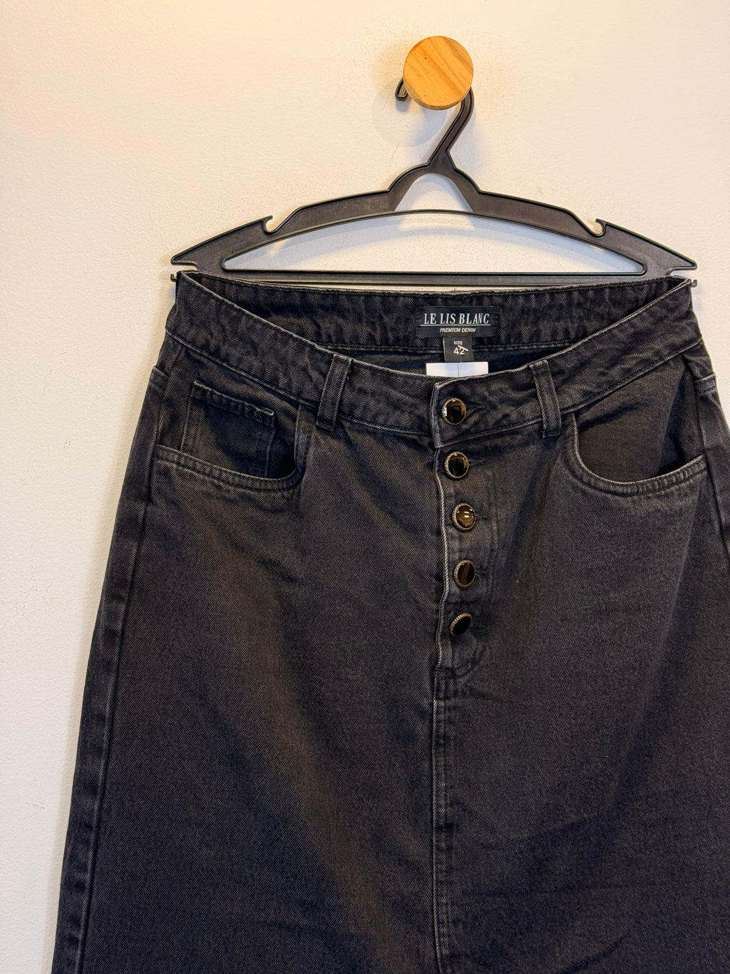Saia Jeans Preta Le Lis Blanc