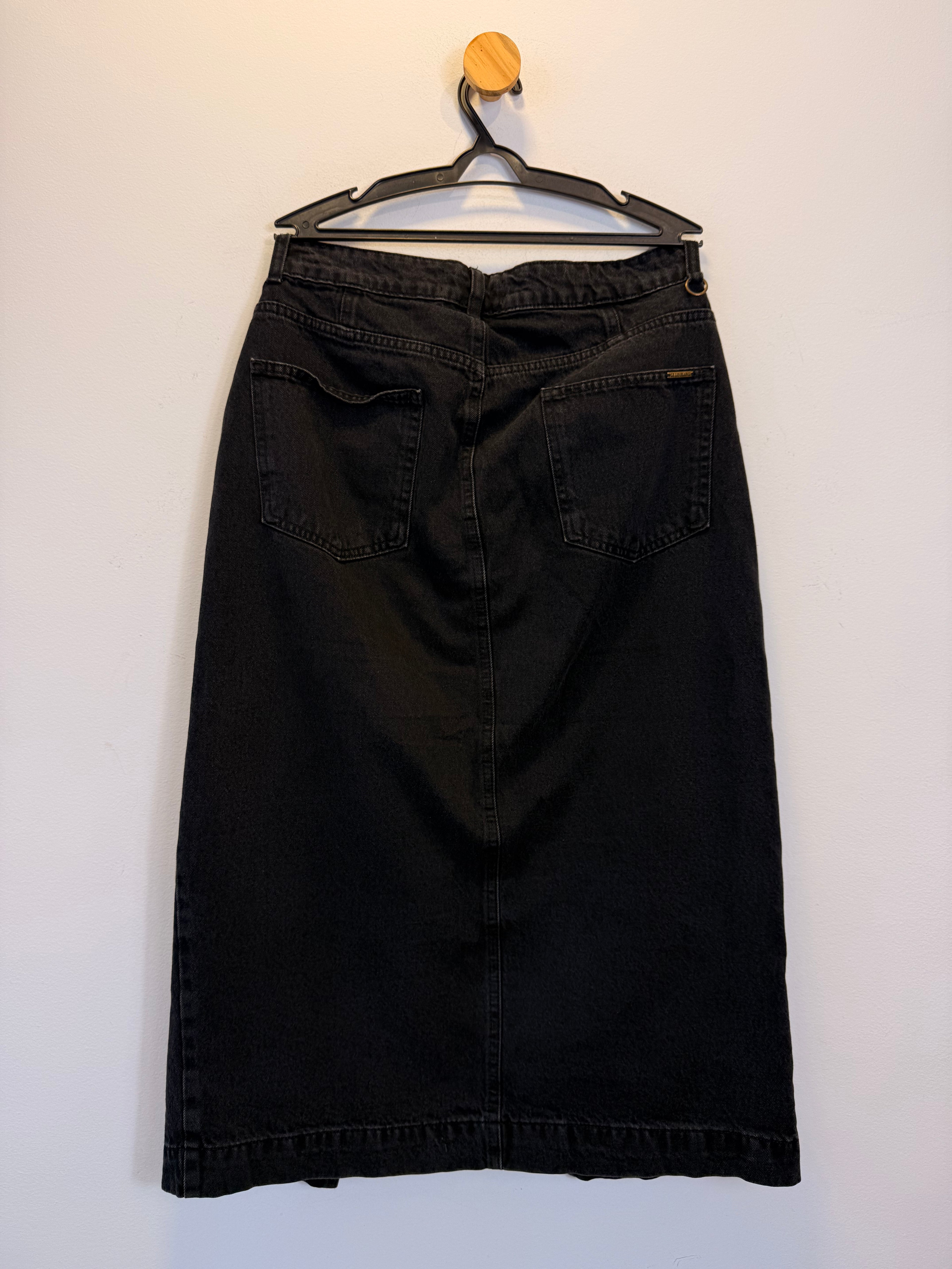 Saia Jeans Preta Le Lis Blanc