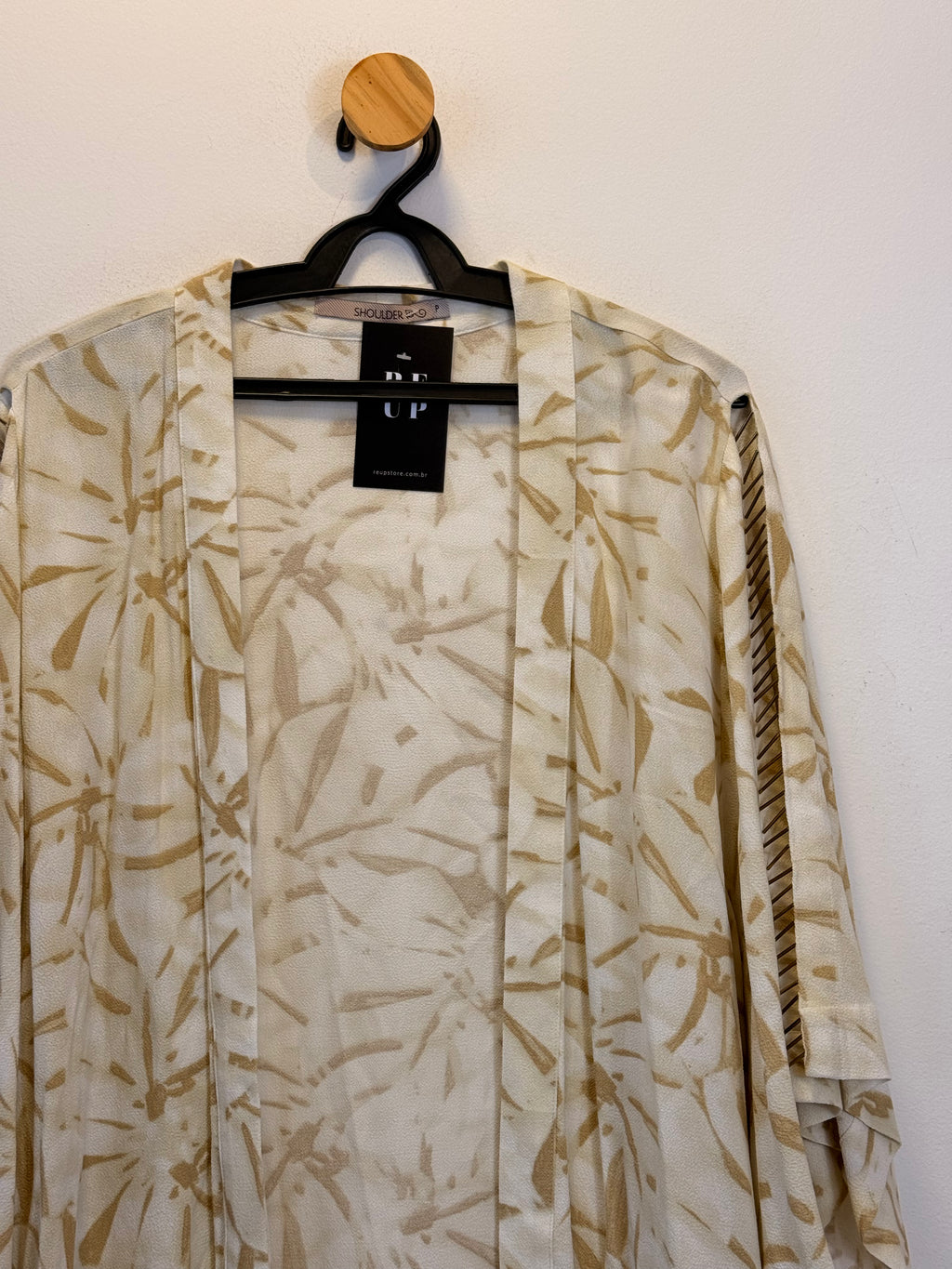 Kimono Shoulder