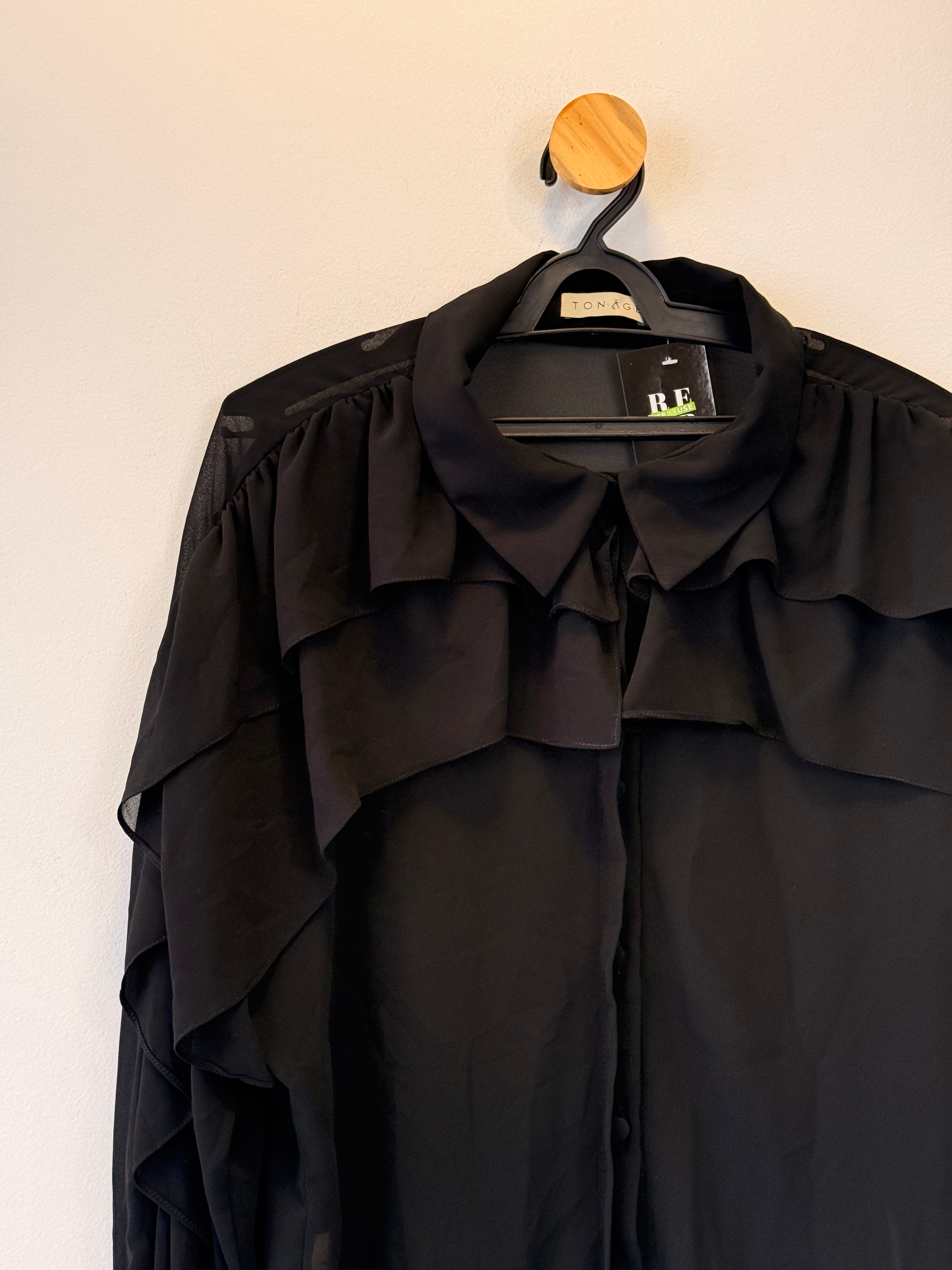 Camisa Babados Preta Ton Âge
