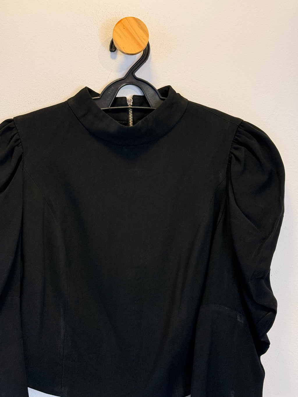 Blusa Preta Iorane
