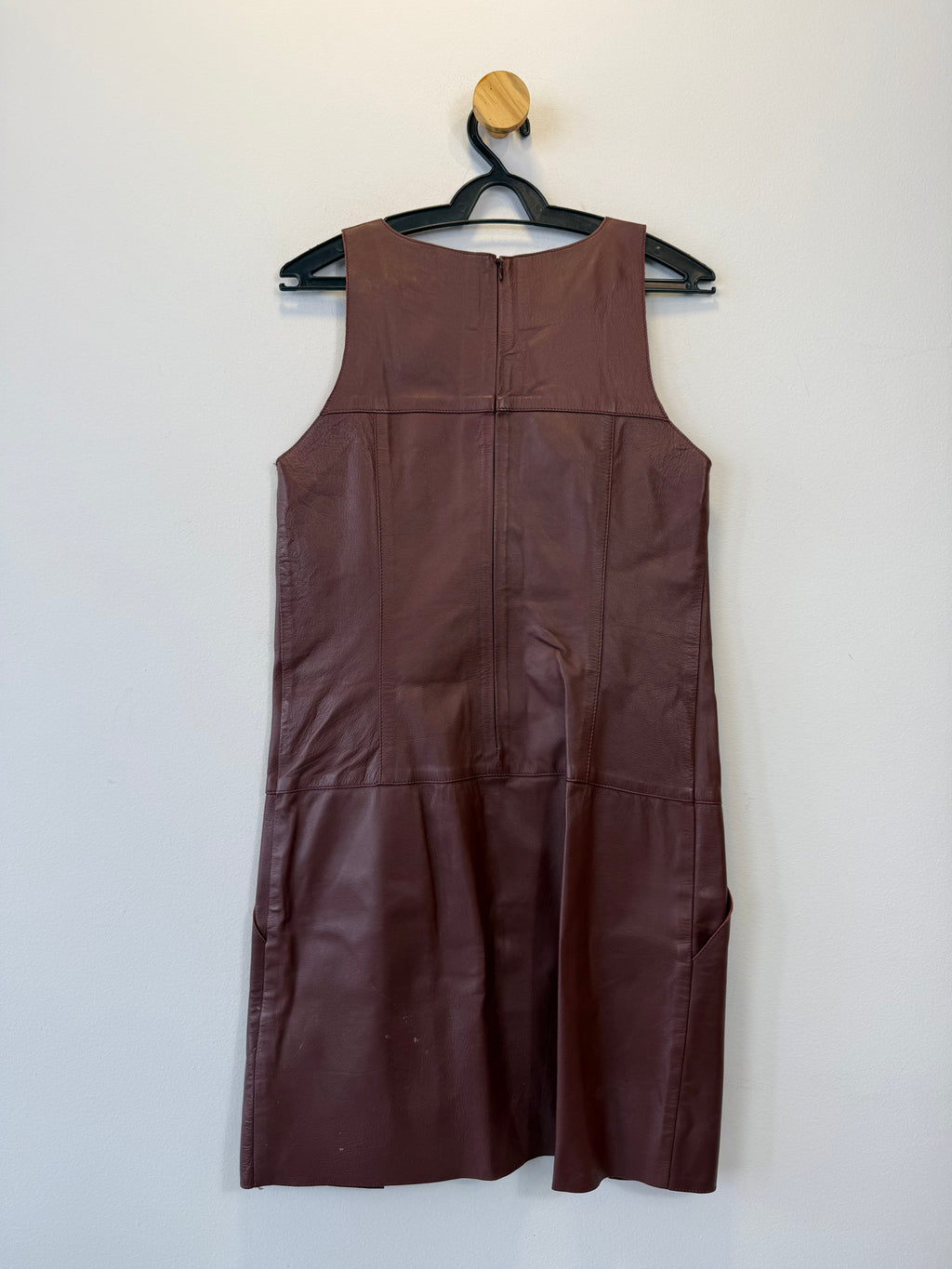 Vestido A. Brand Couro