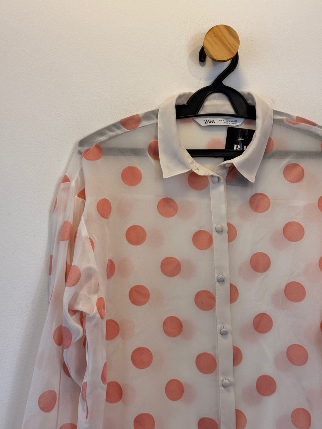 Camisa com Transparência Poá