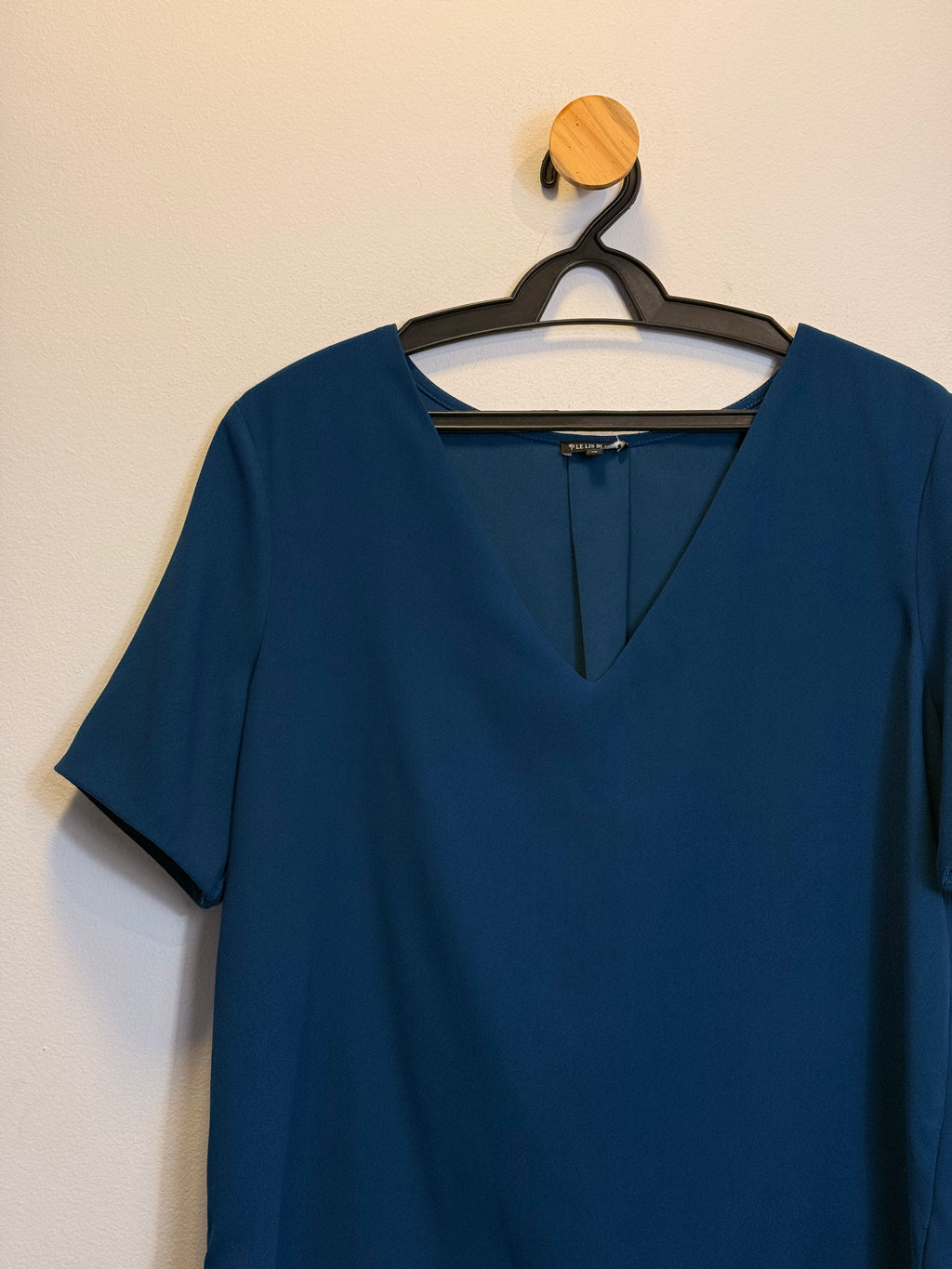 Blusa Decote V Azul Le Lis Blanc