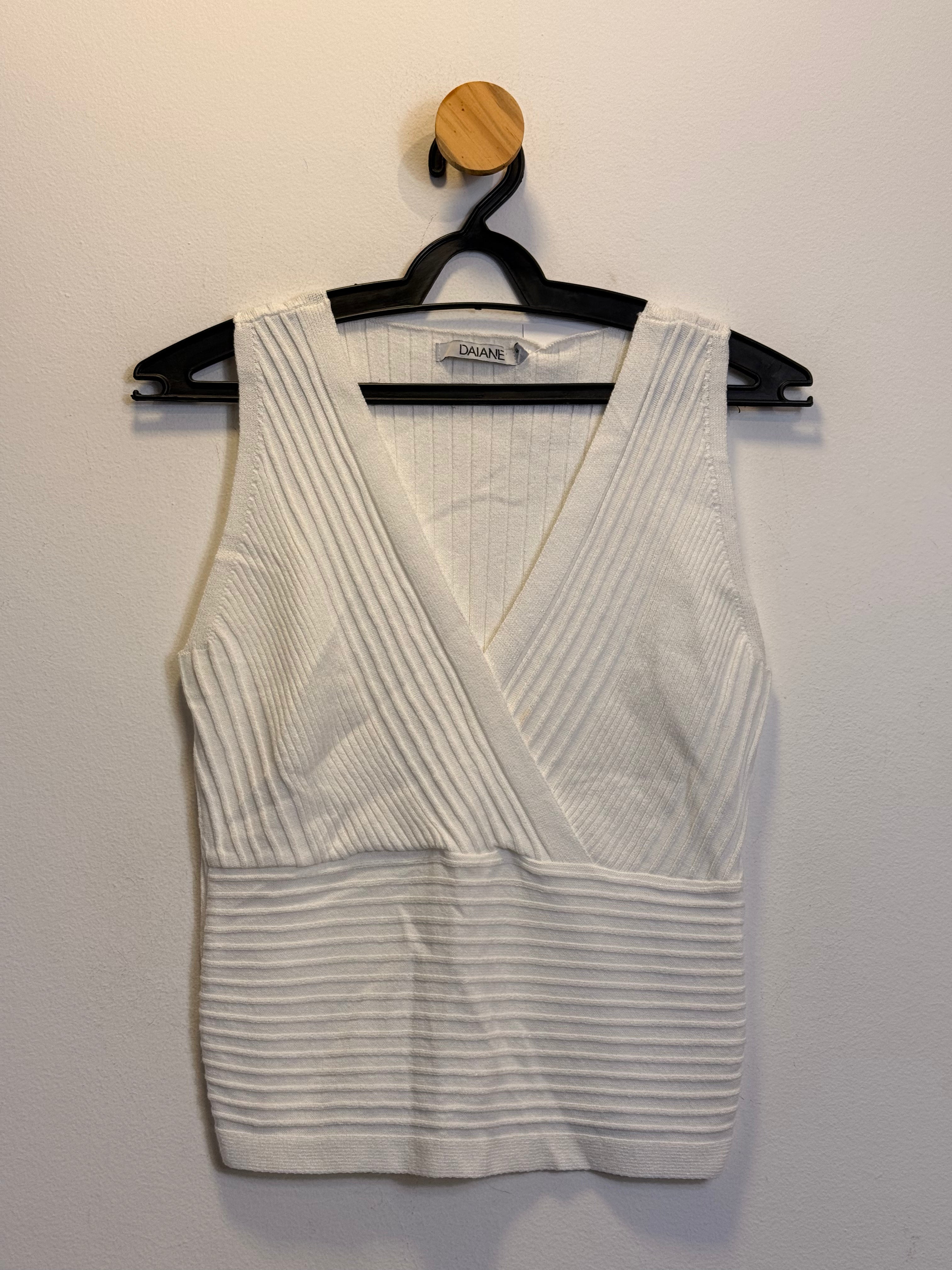 Regata em Malha Branca