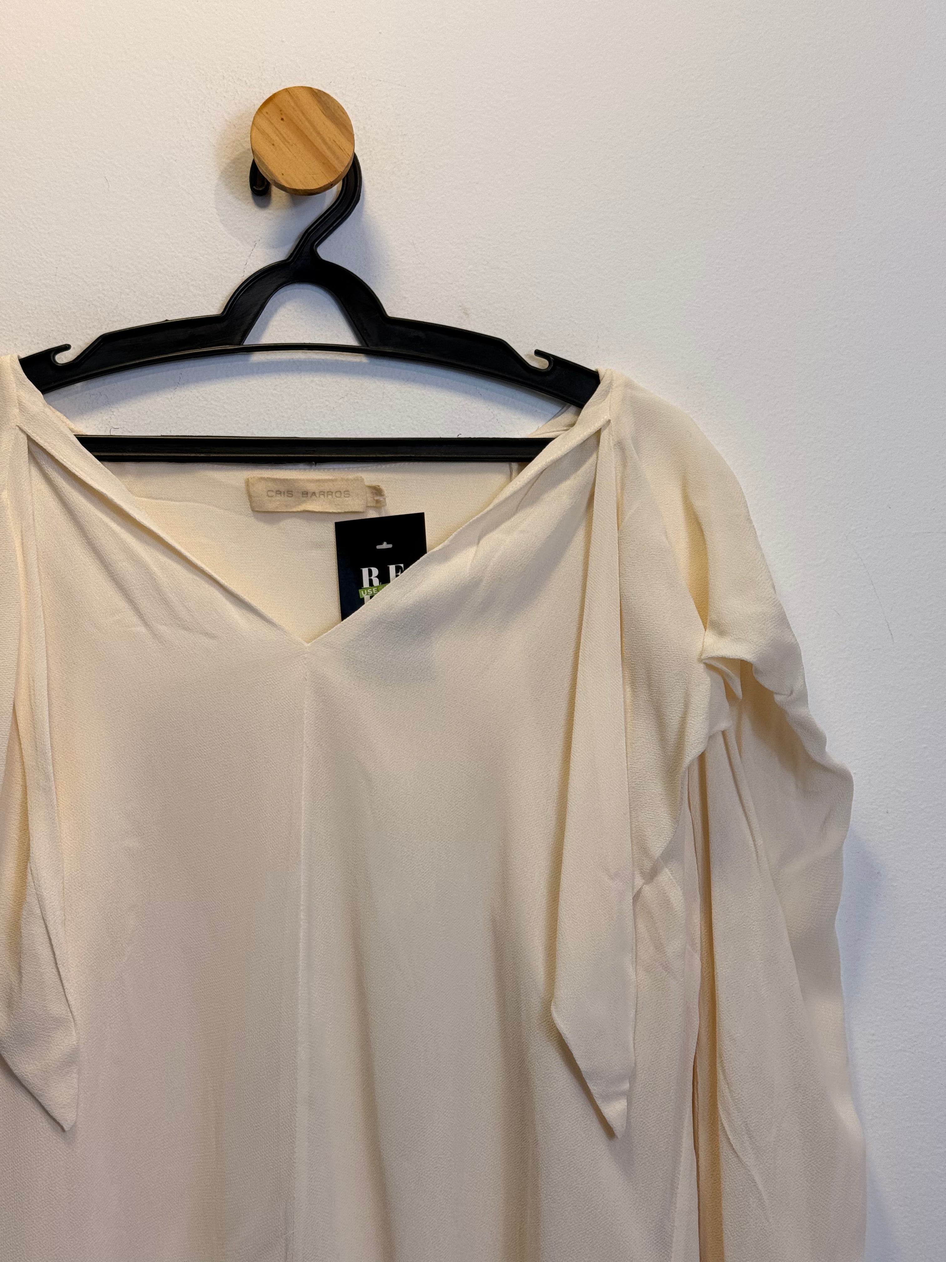 Blusa Manga Longa com Babados Cris Barros