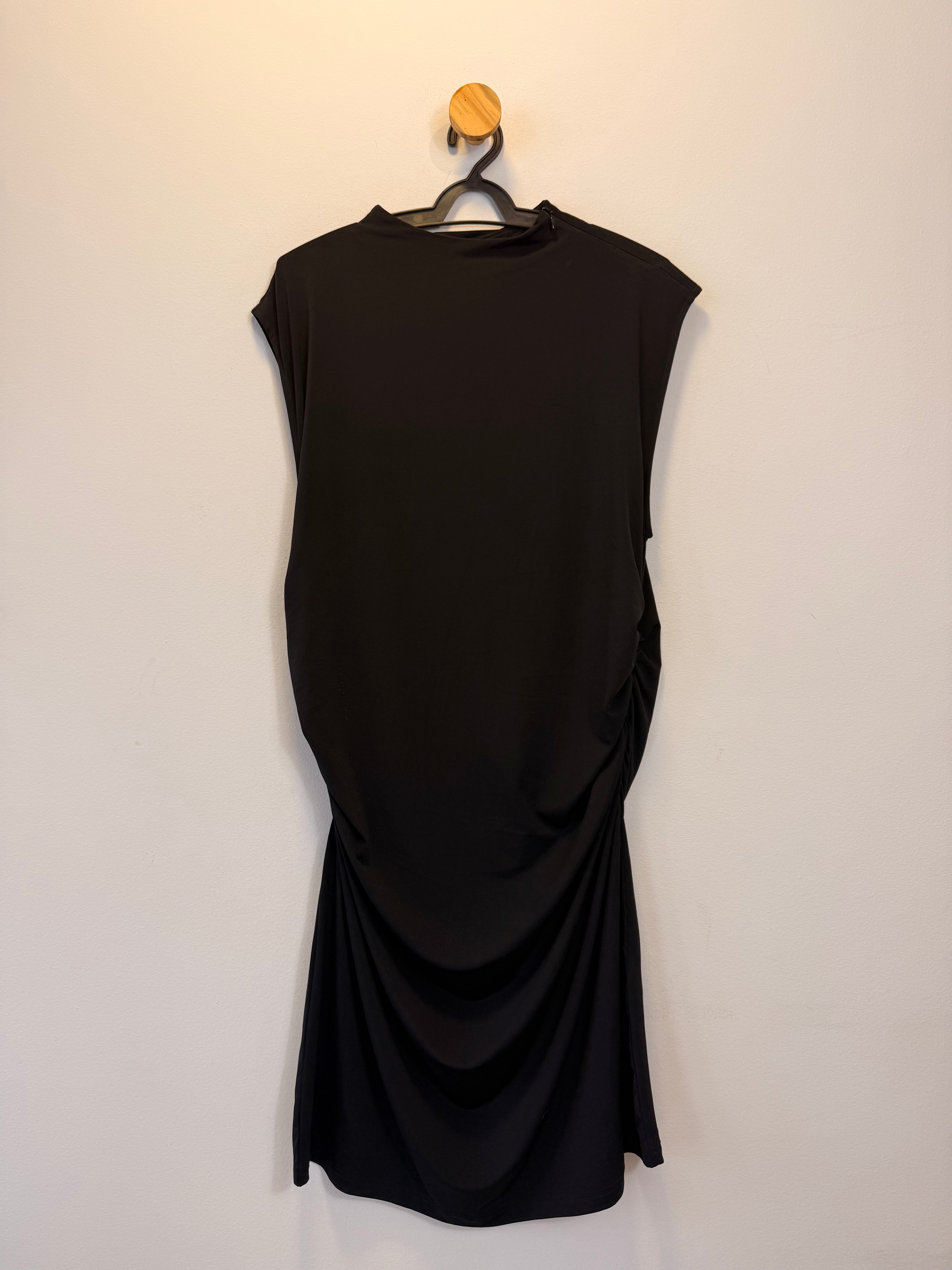 Vestido Curto Preto