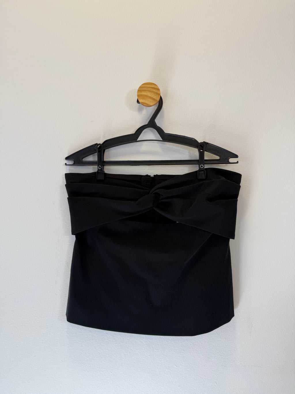 Cropped Tomara que Caia Preto