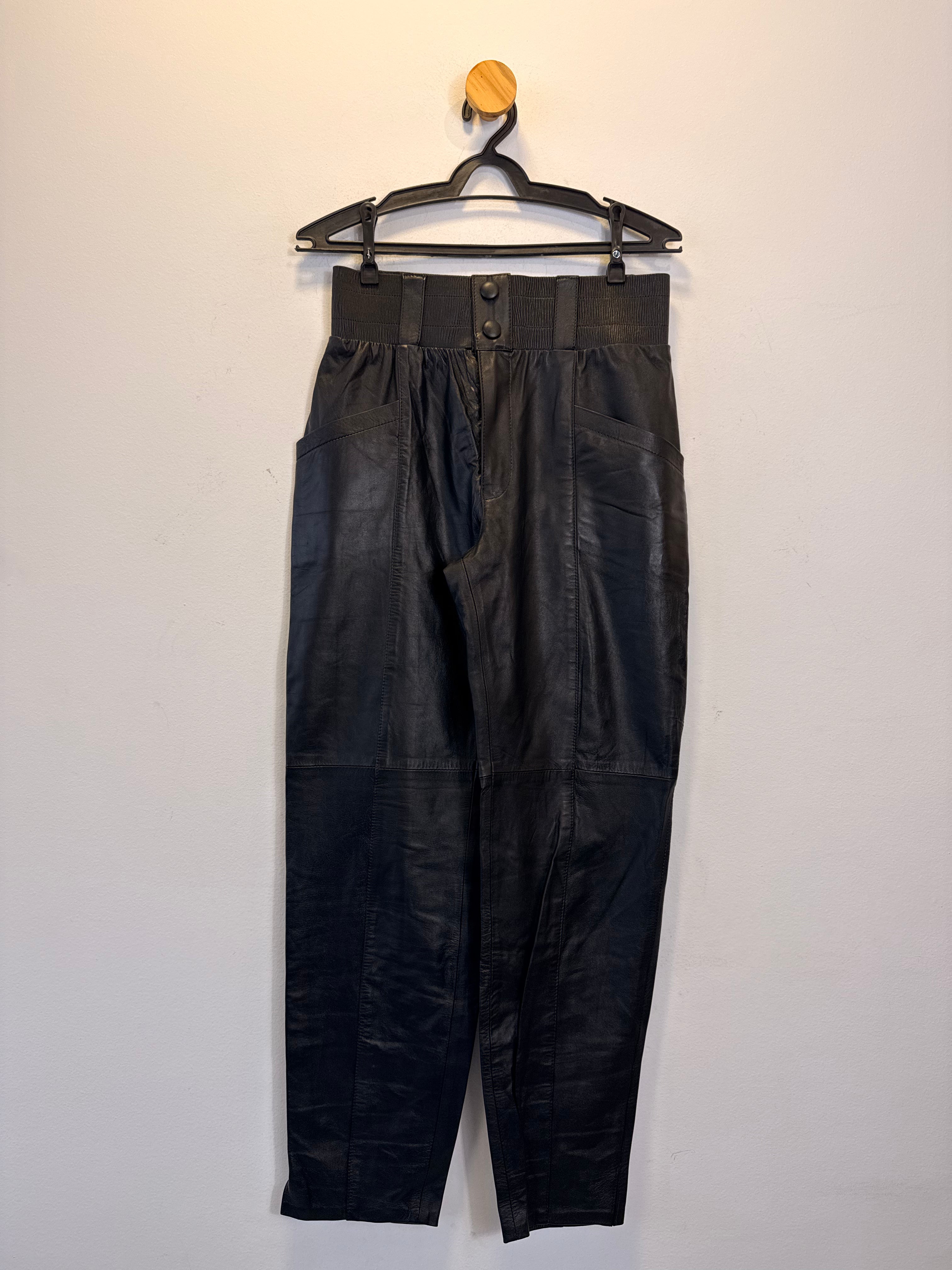 Calça Preta Couro Mara Biazus
