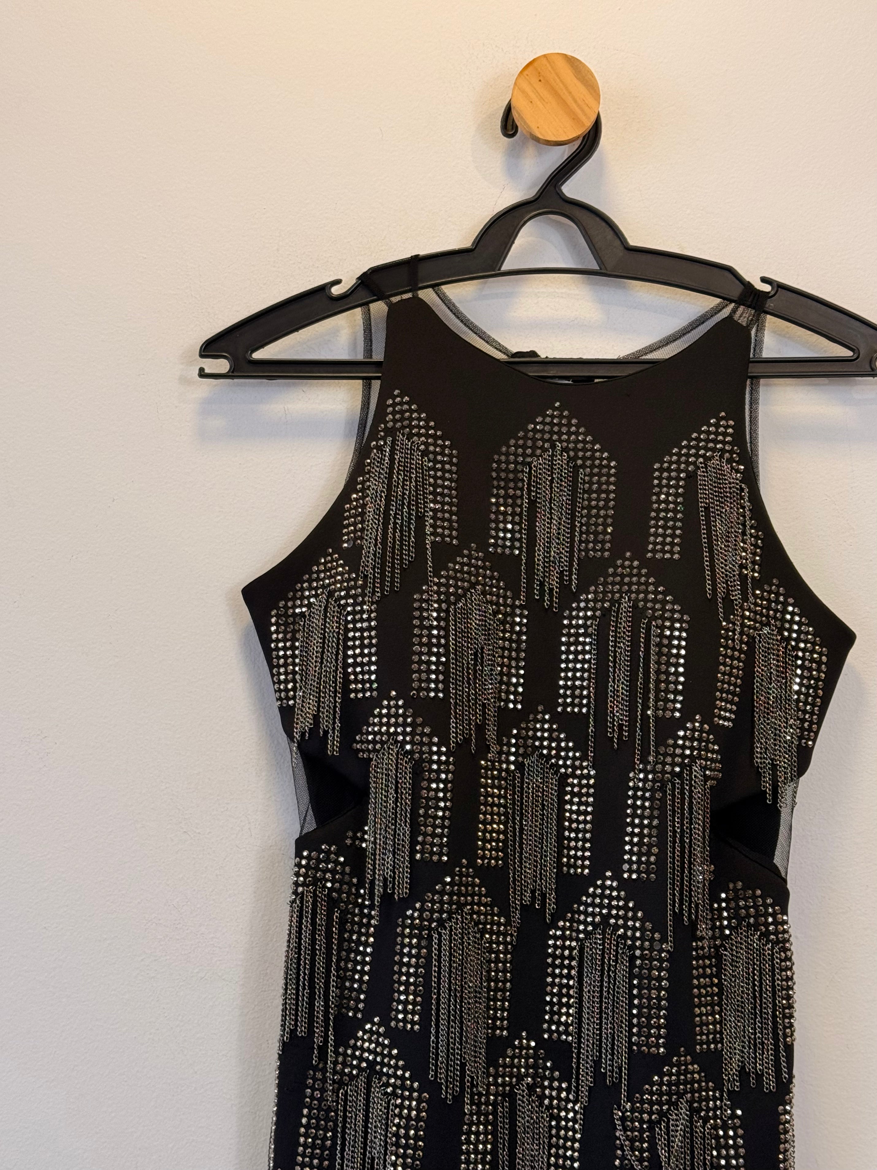 Vestido Curto com Brilhos Preto