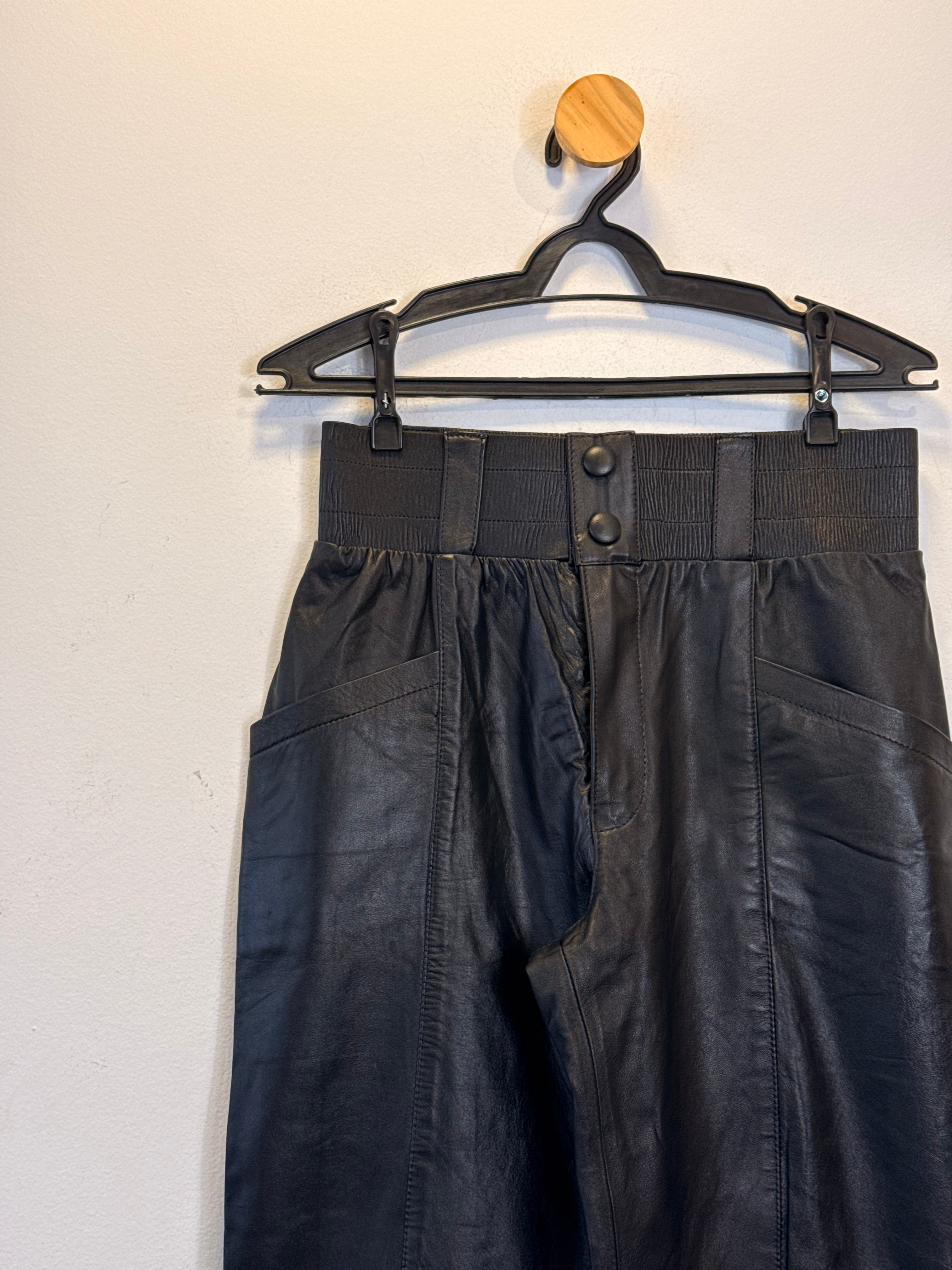 Calça Preta Couro Mara Biazus