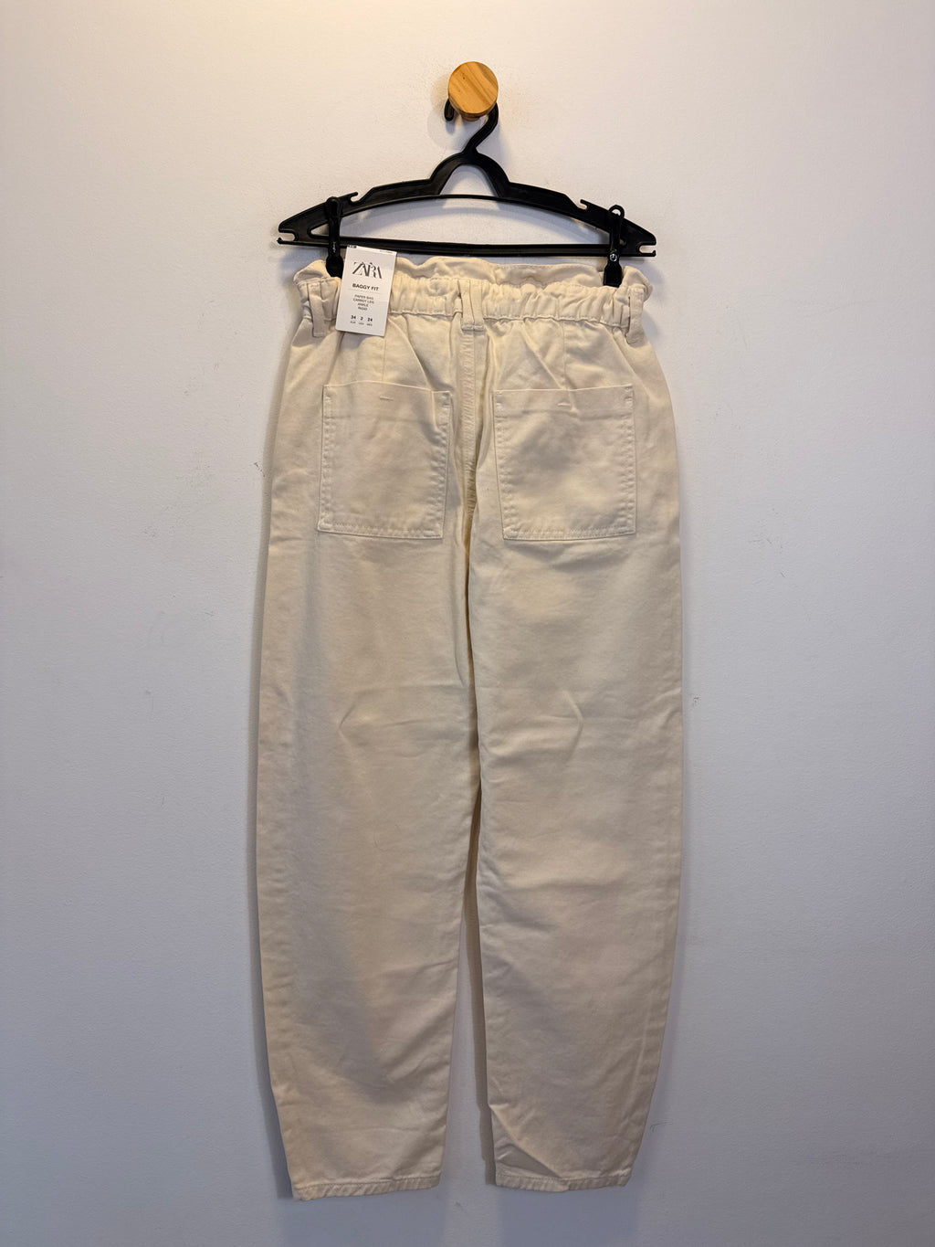 Calça Jeans Off White Zara