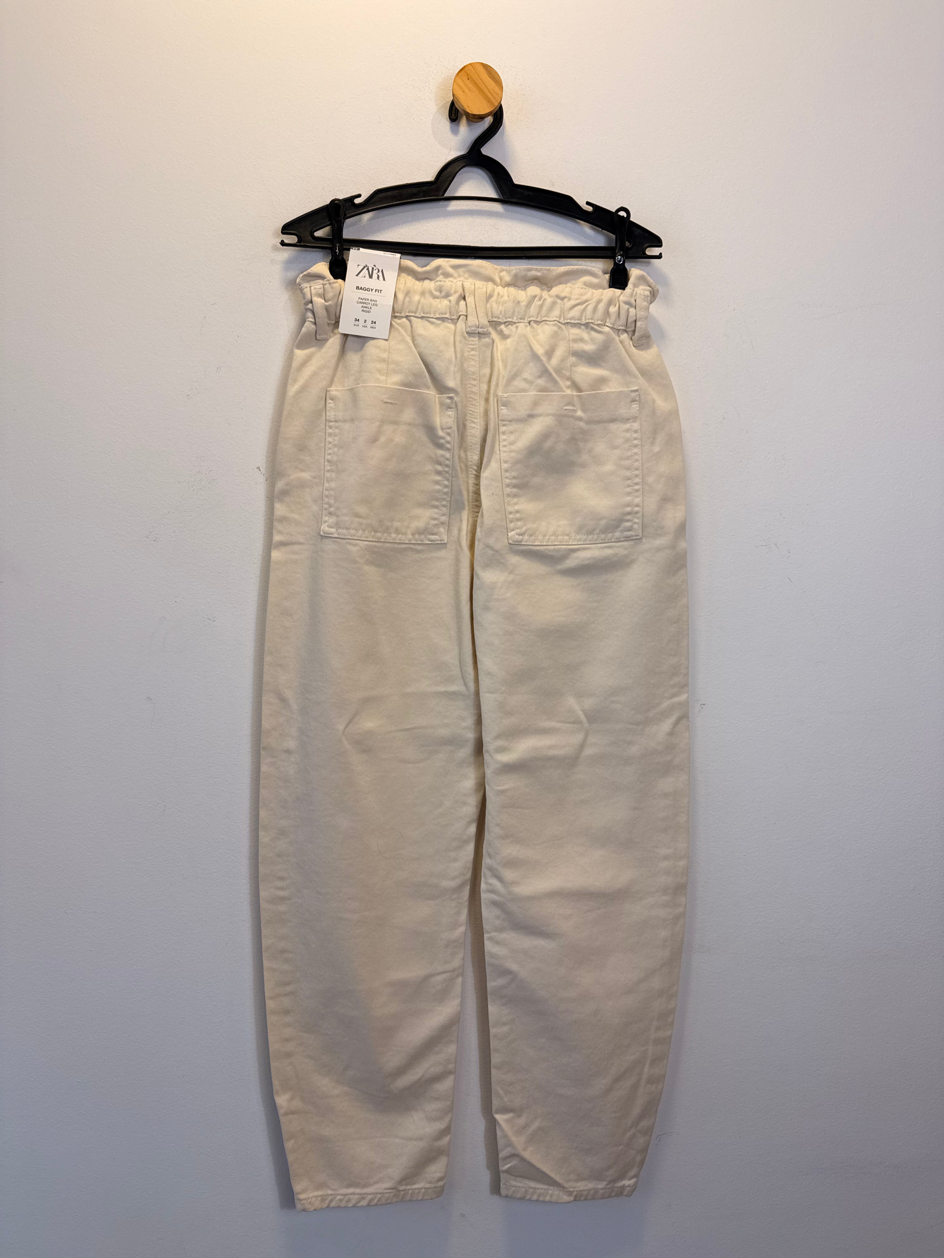 Calça Jeans Off White Zara