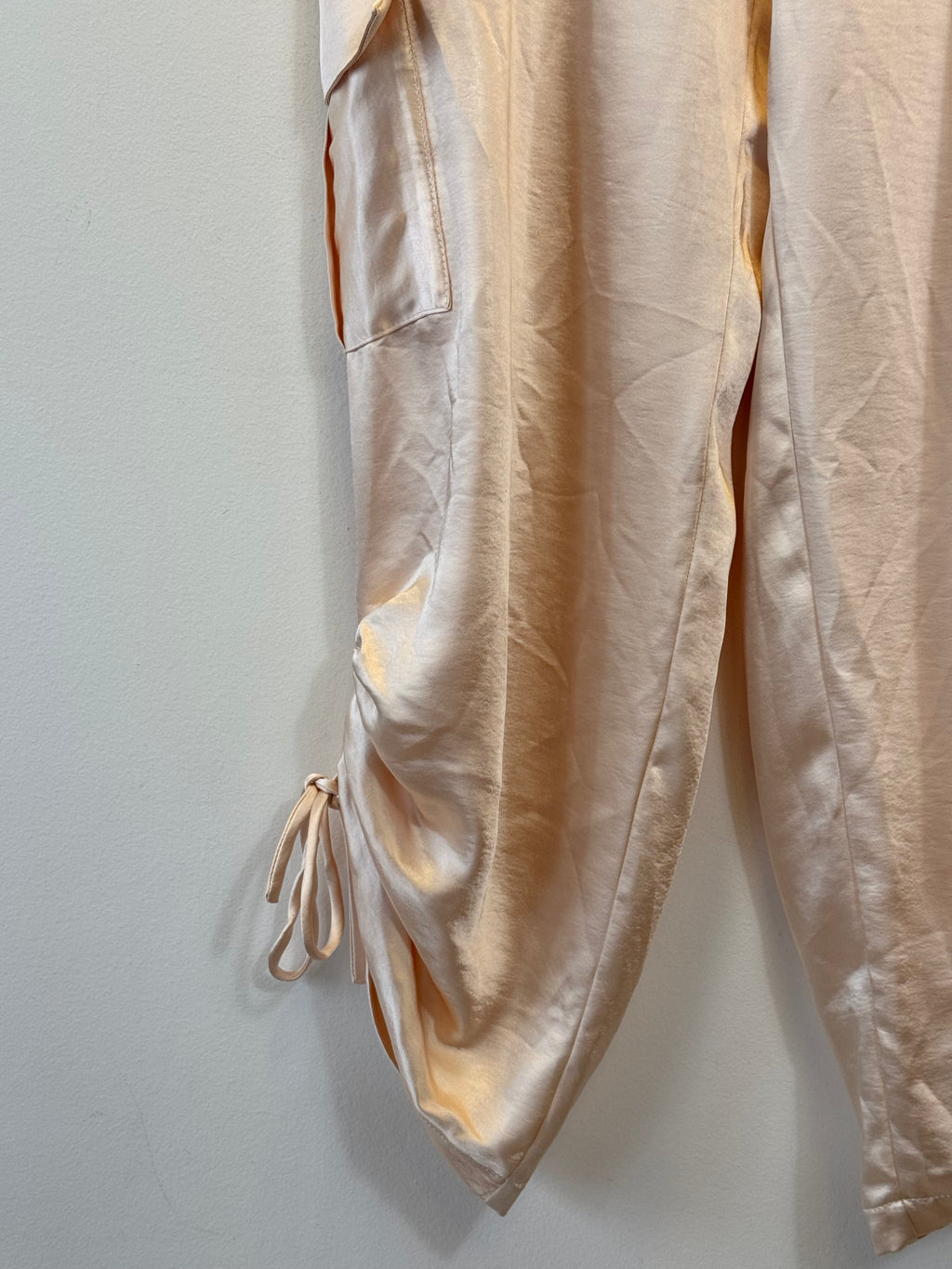 Calça Cetim Rosa Claro Maria Manô