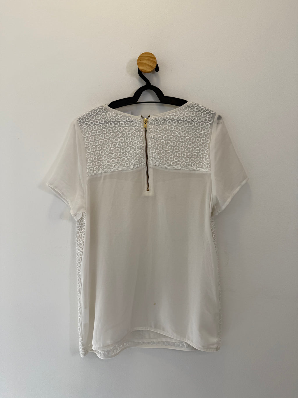 Blusa Branca Bordada