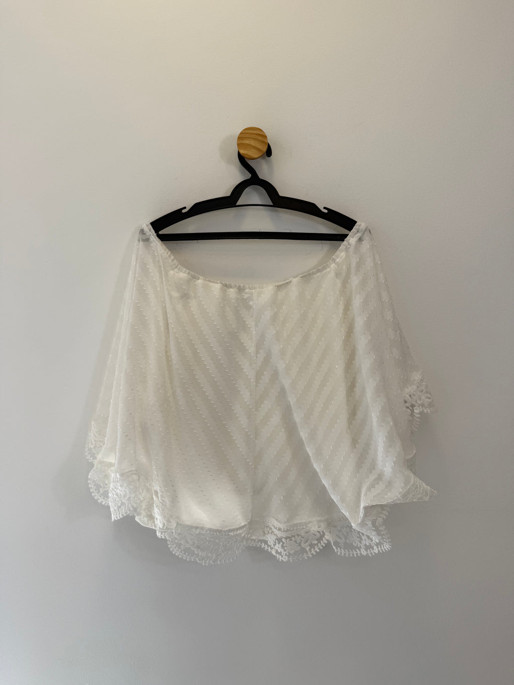 Cropped Babado Branco