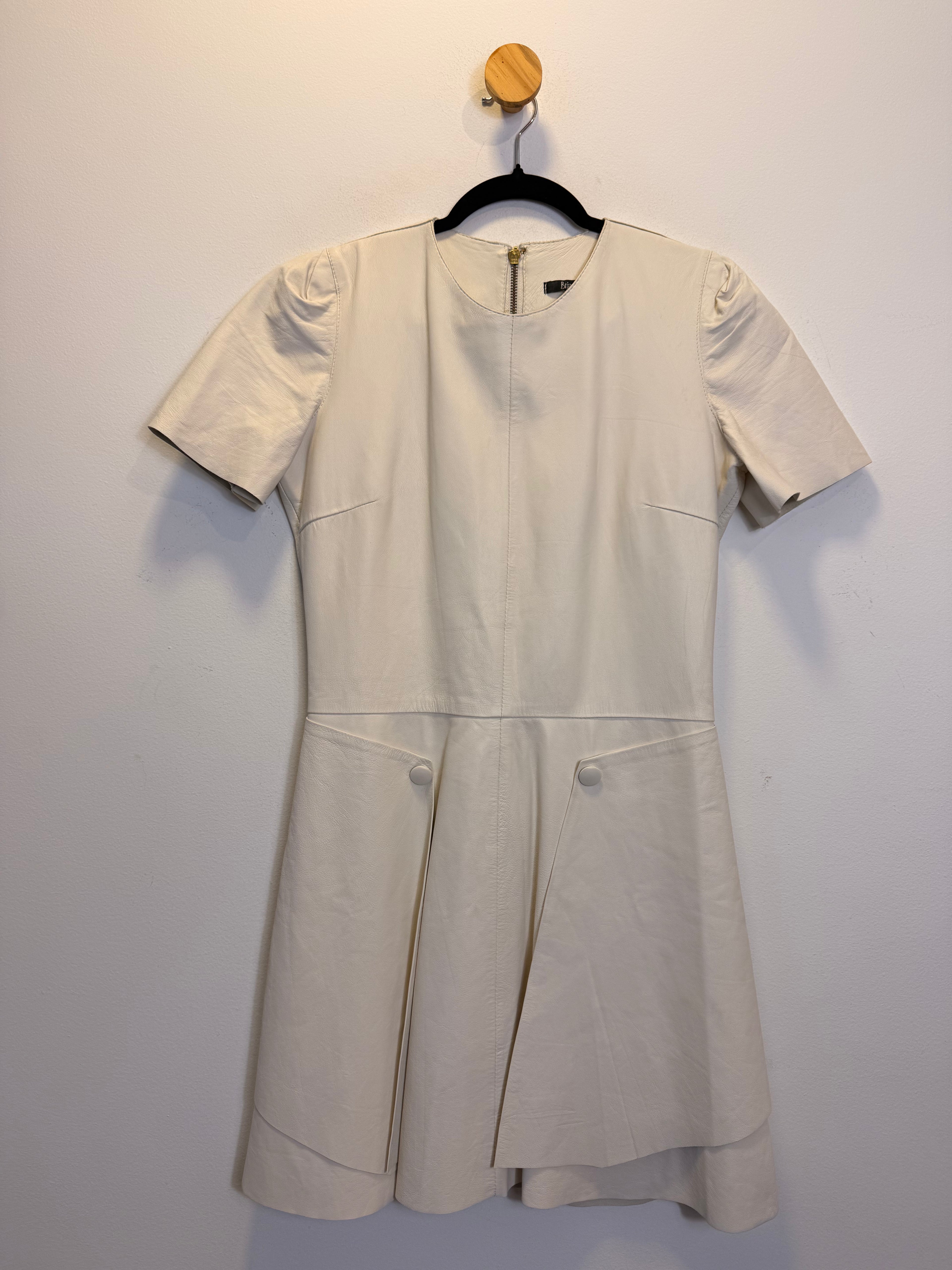 Vestido Off White Couro Bria
