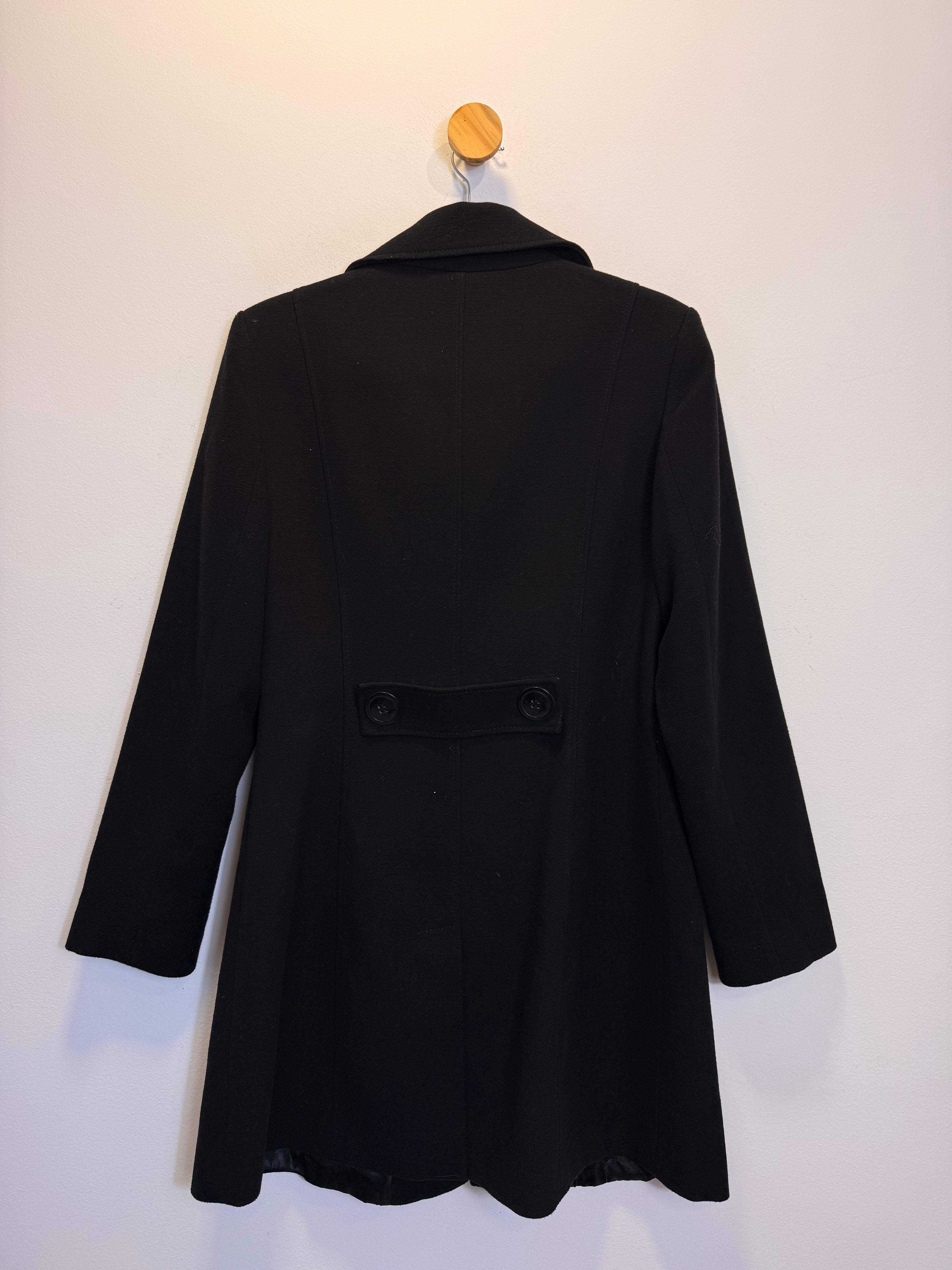 Casaco Preto Le Lis Blanc