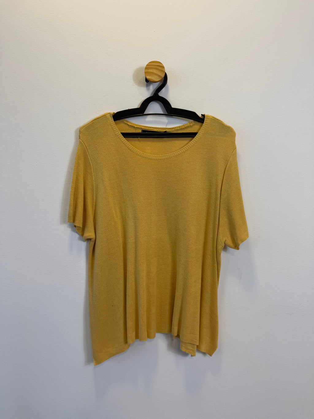 Camiseta Malha Amarela