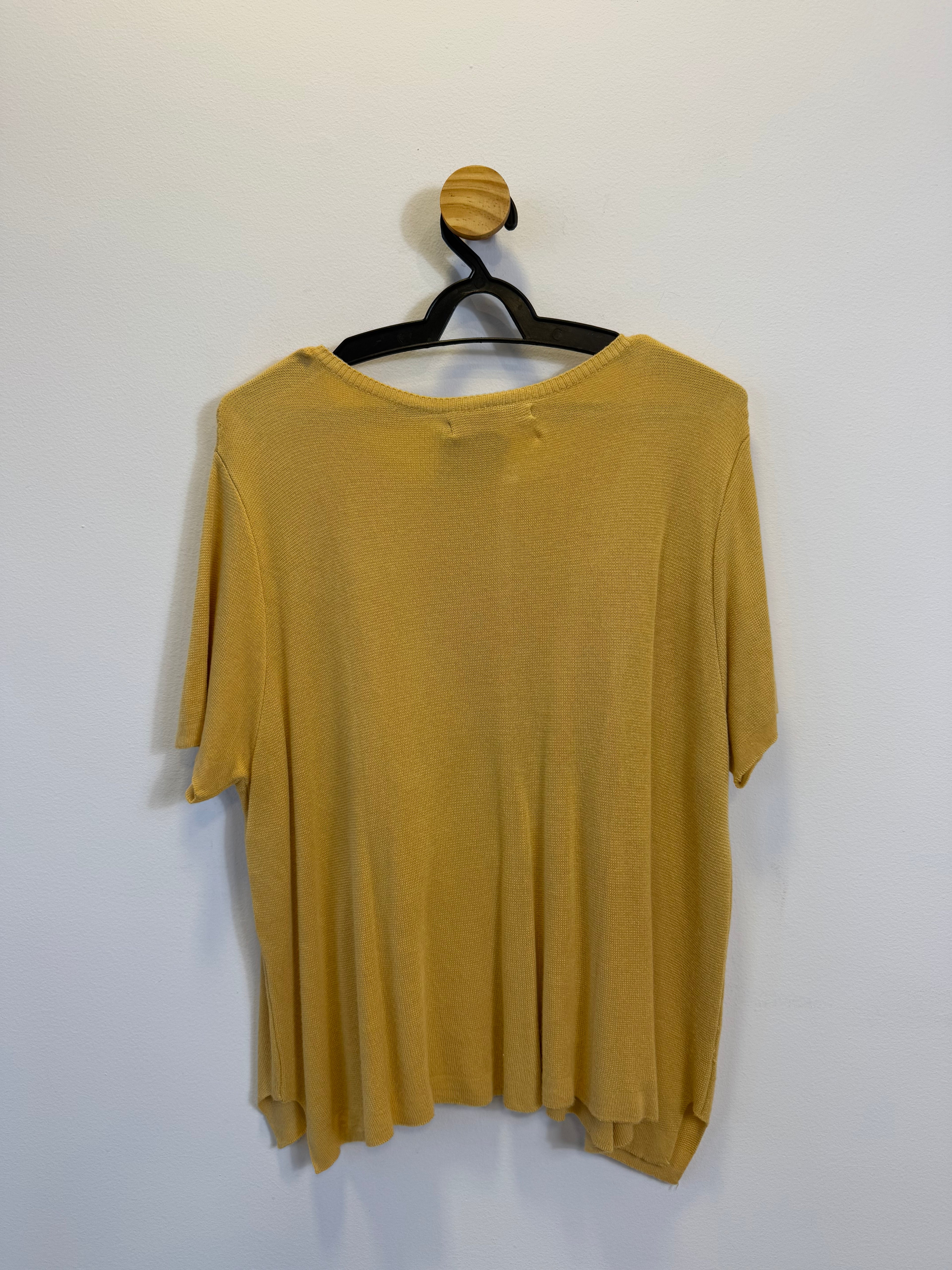 Camiseta Malha Amarela
