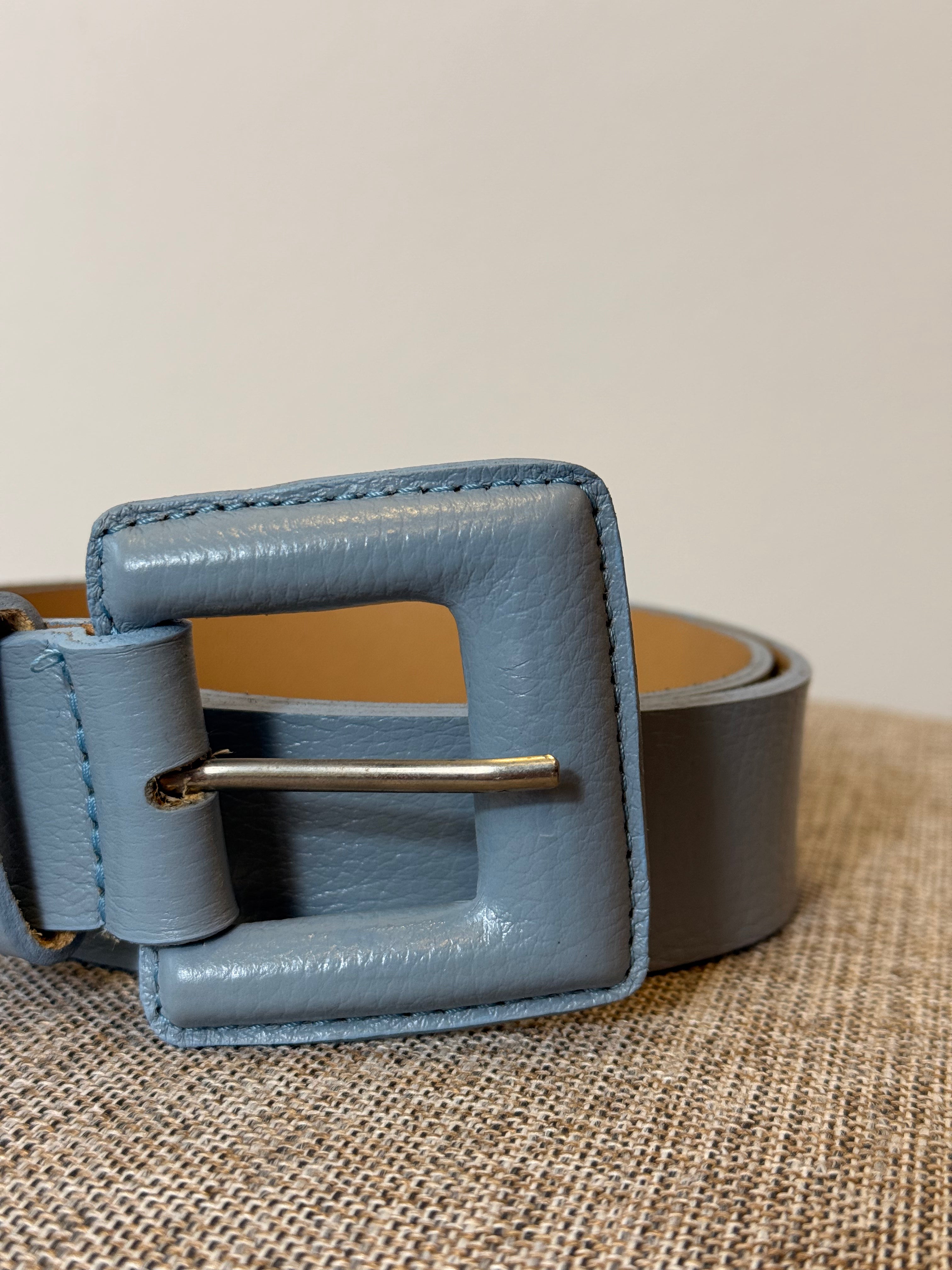 Cinto em Couro Azul