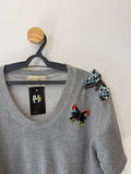 Cropped Cinza Bordado Borboletas