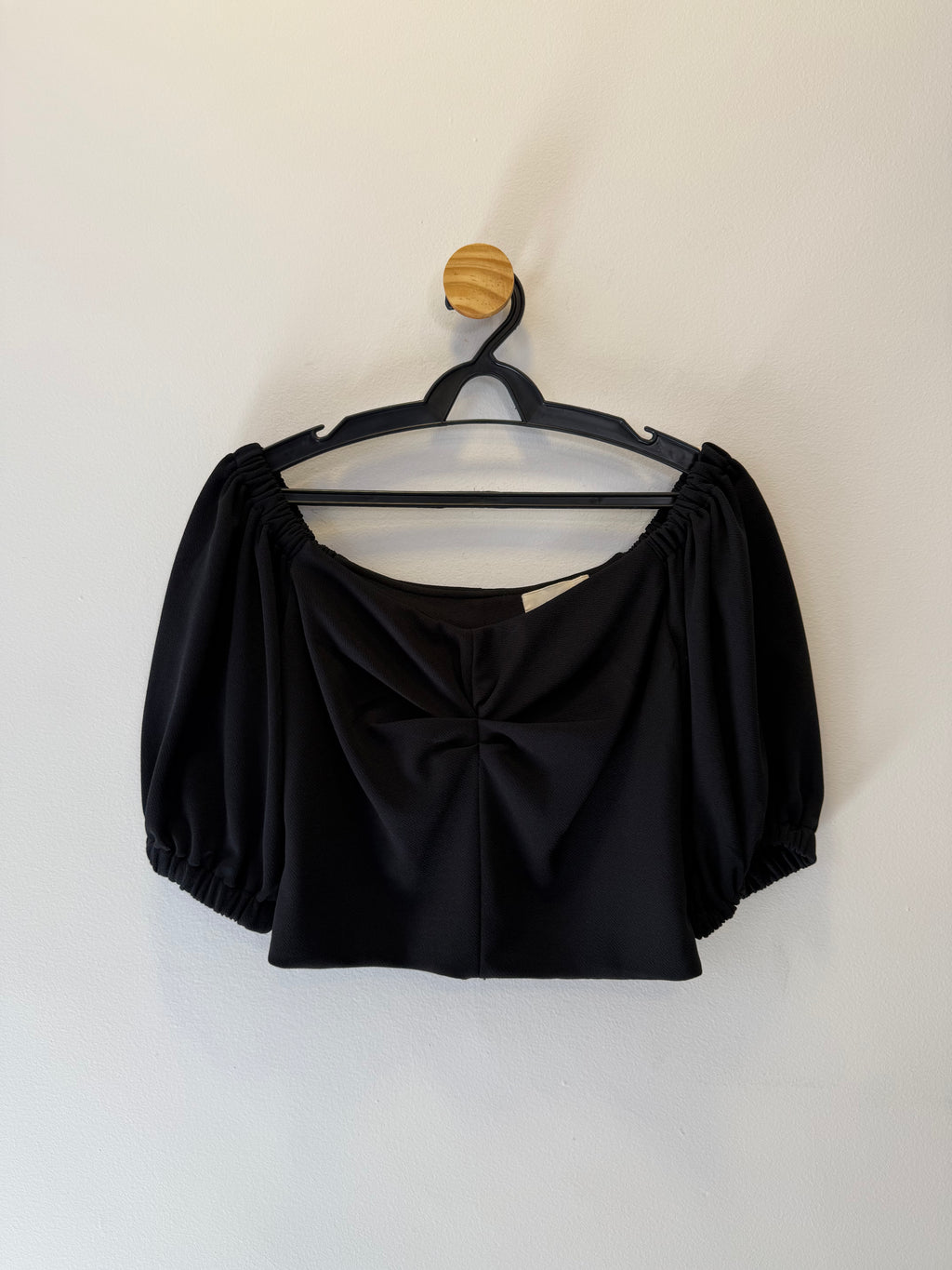 Cropped Preto Manga Abaloada
