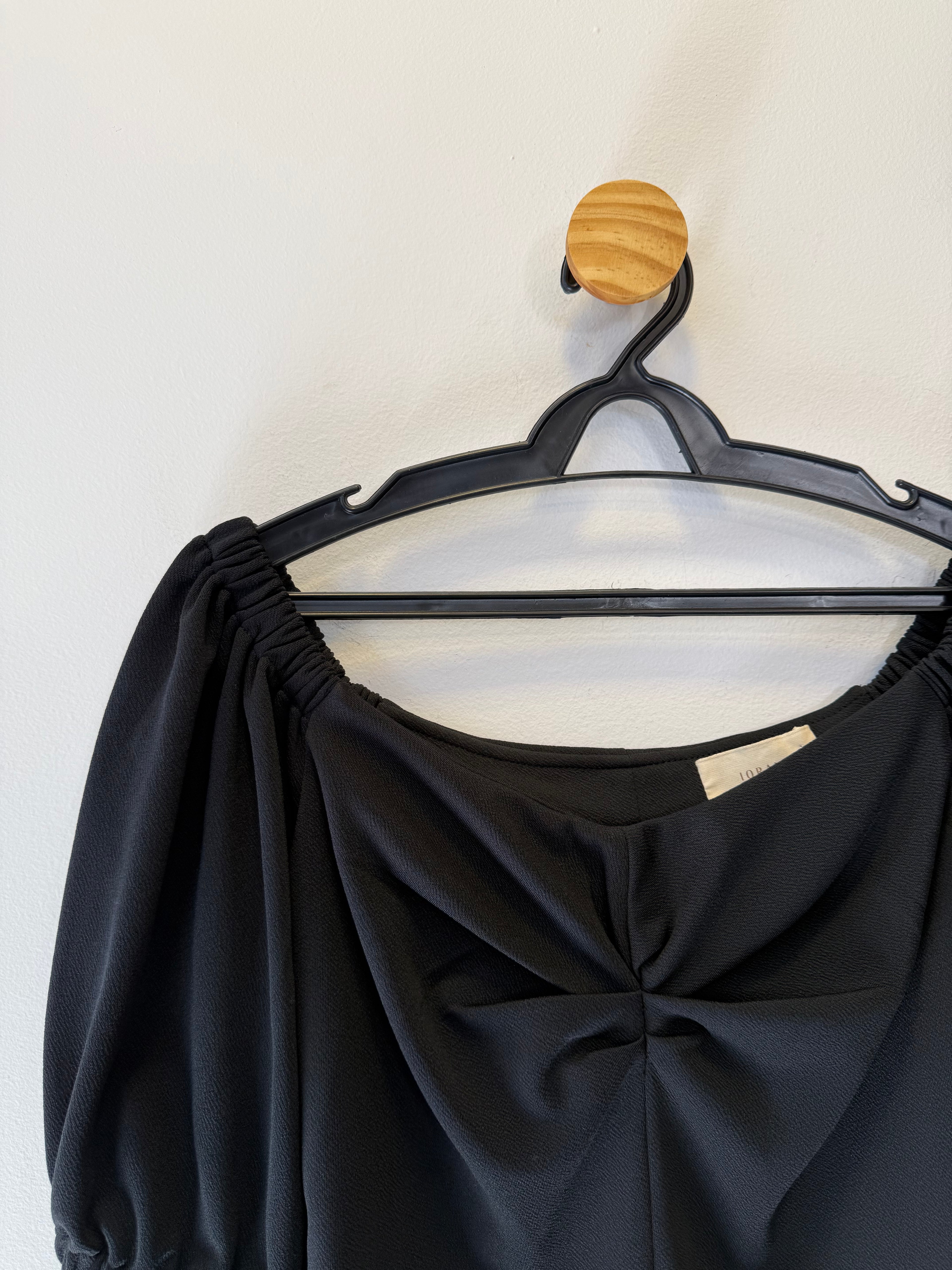 Cropped Preto Manga Abaloada