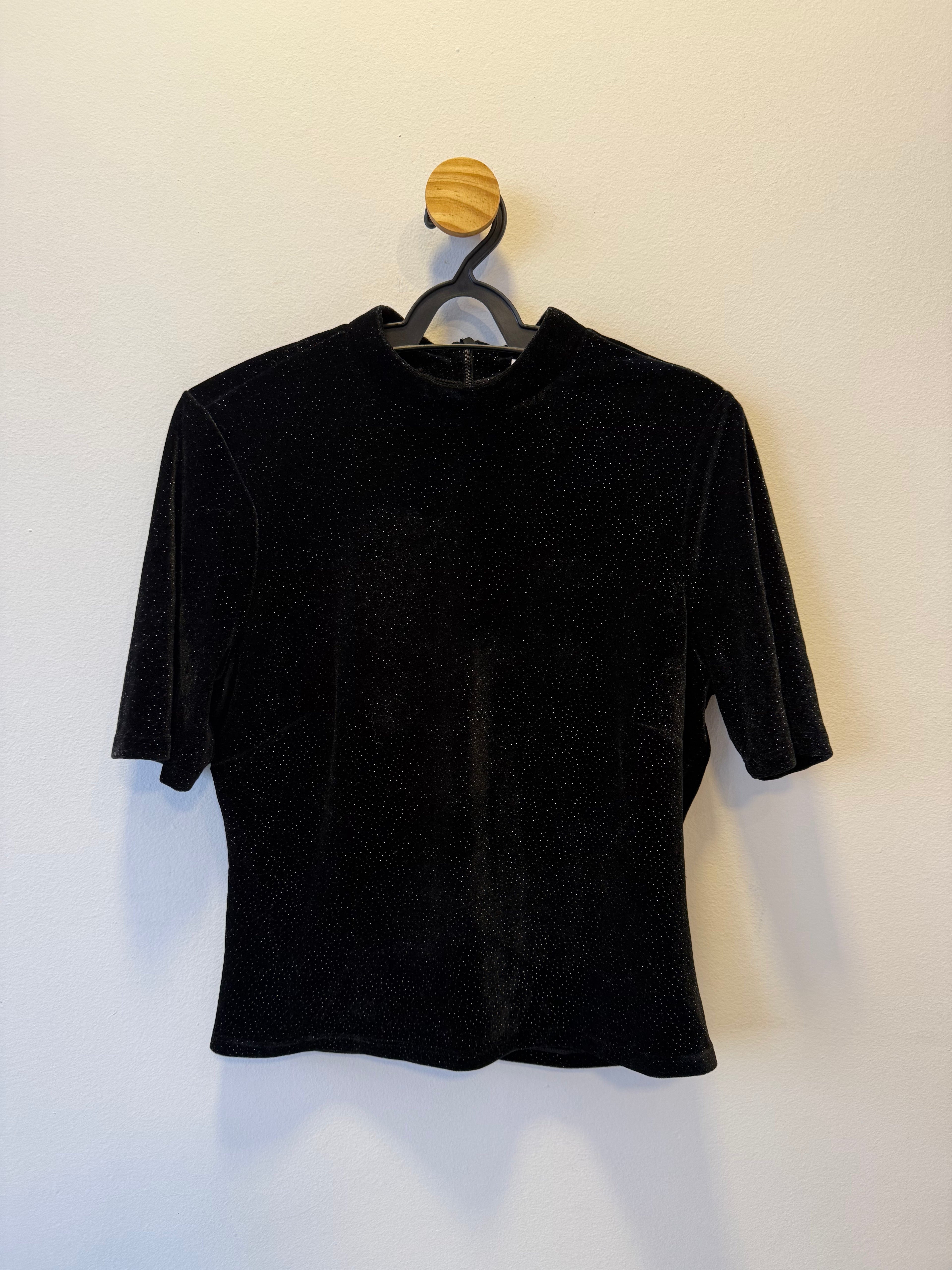 Blusa Preta Brilhosa