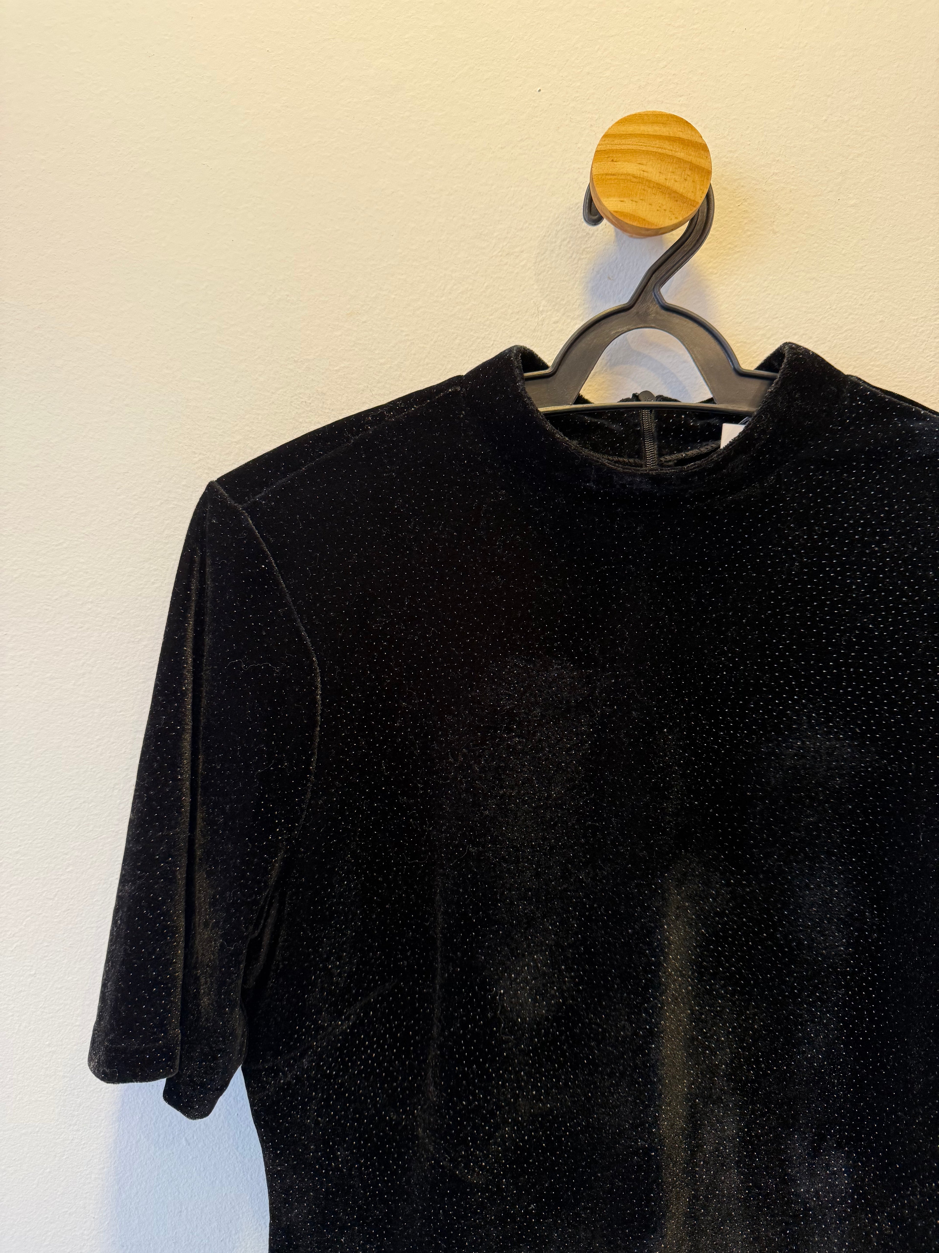 Blusa Preta Brilhosa