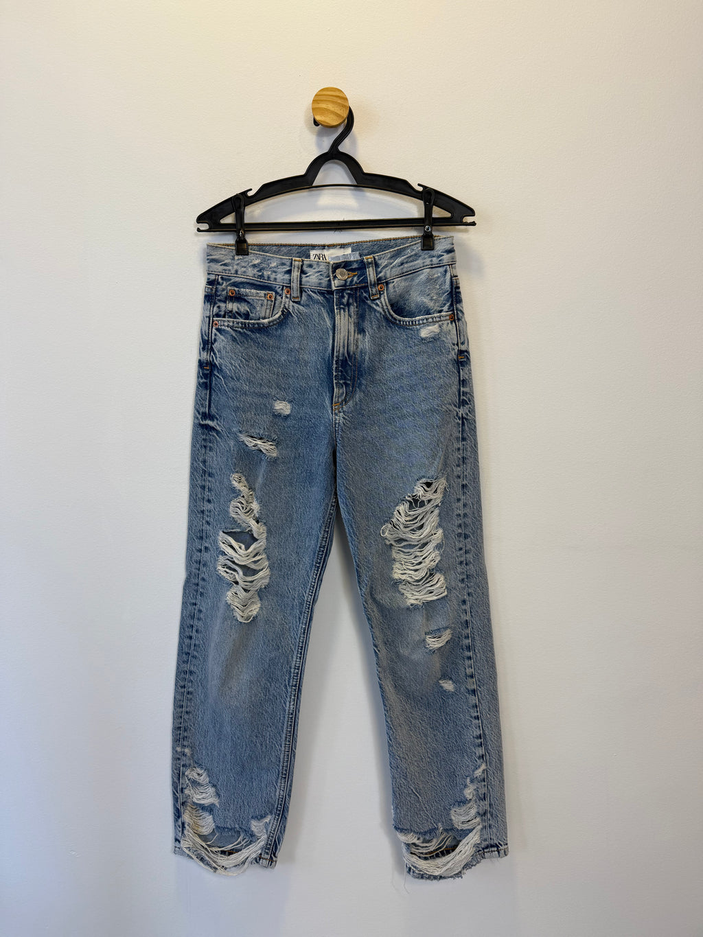 Calça Jeans Destroyed Zara